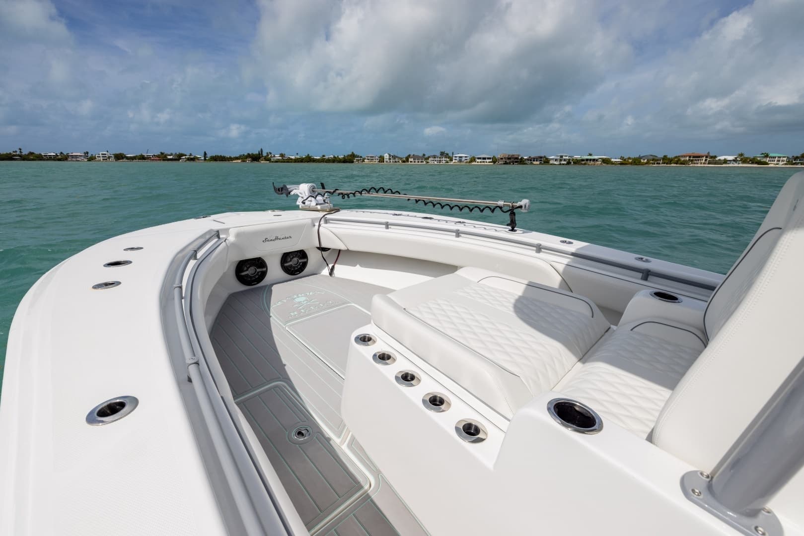 2025 SeaHunter Floridian - Image 11