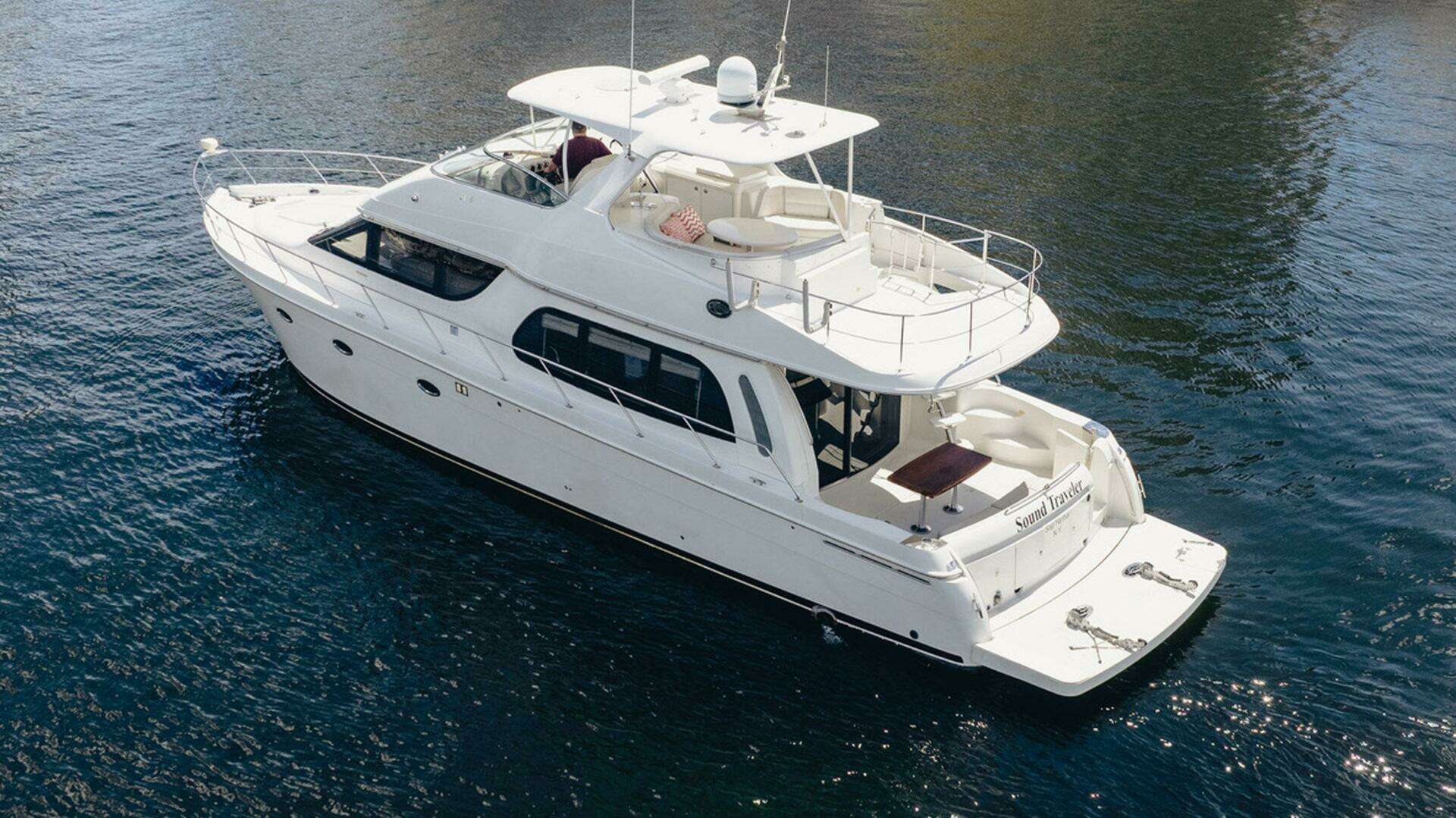 2005 Carver 56 Voyager - Image 3