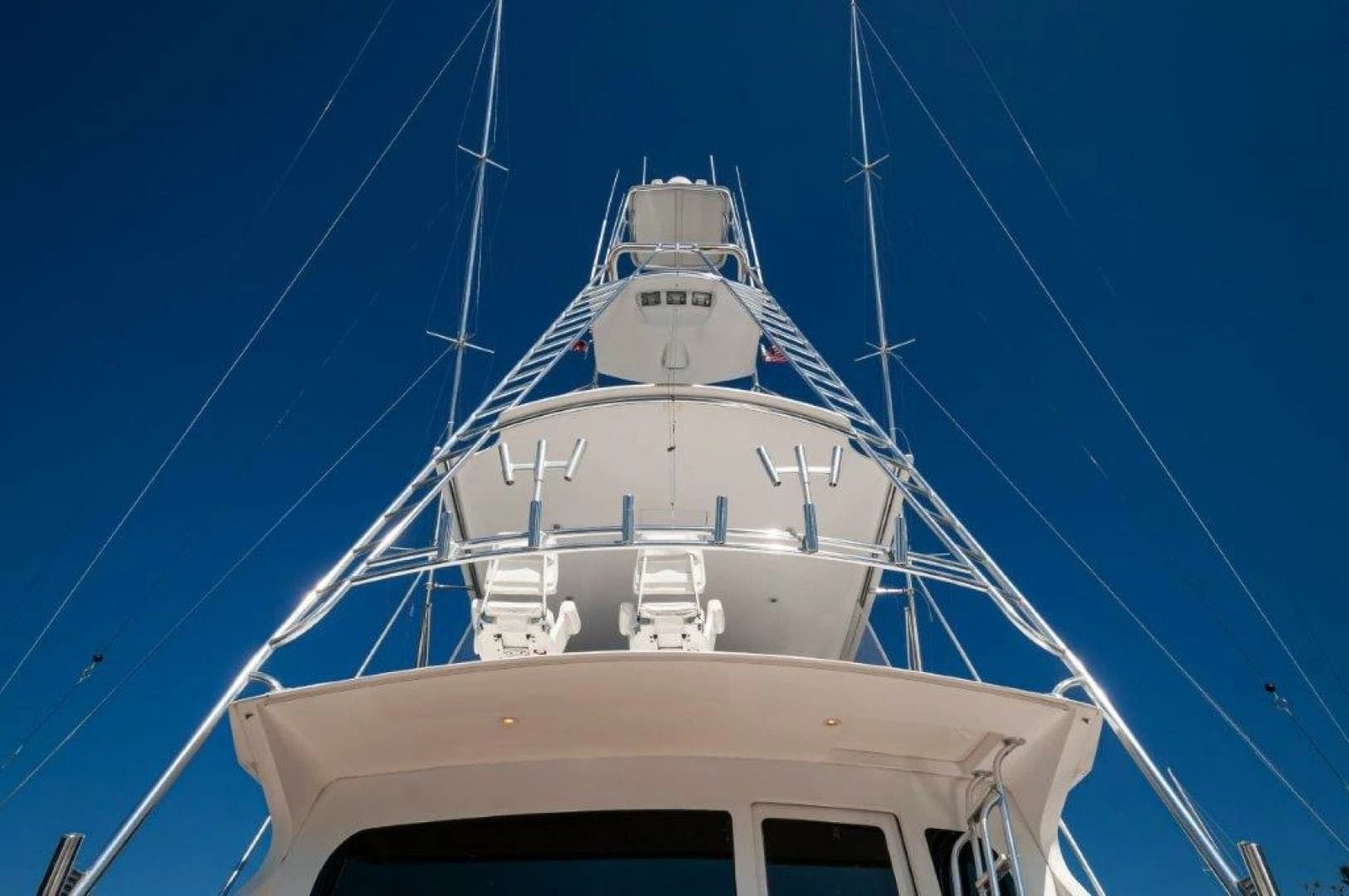 2001 Viking 61 Convertible - Image 47