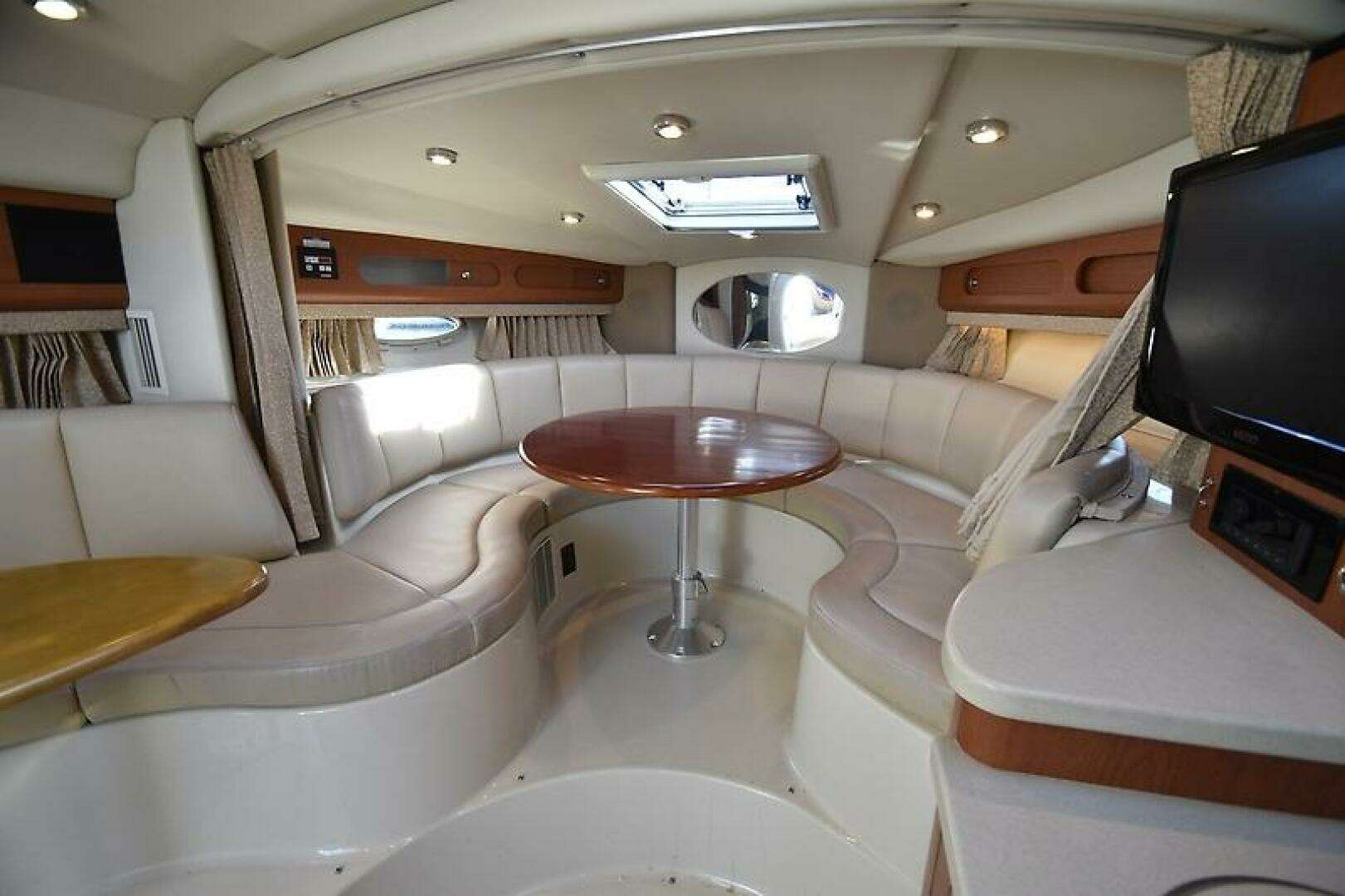 2003 Chaparral Signature 320 - Image 29
