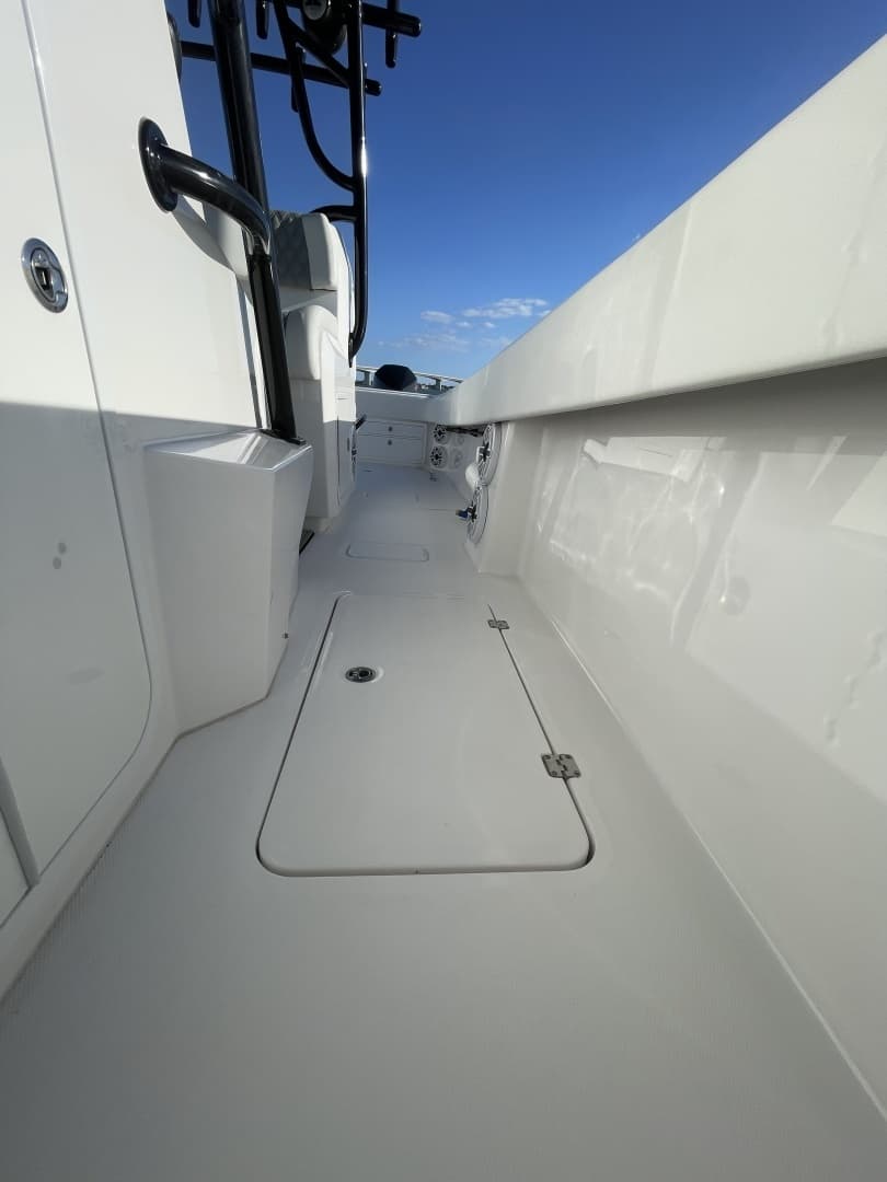 2023 Invincible 33 Catamaran - Image 21