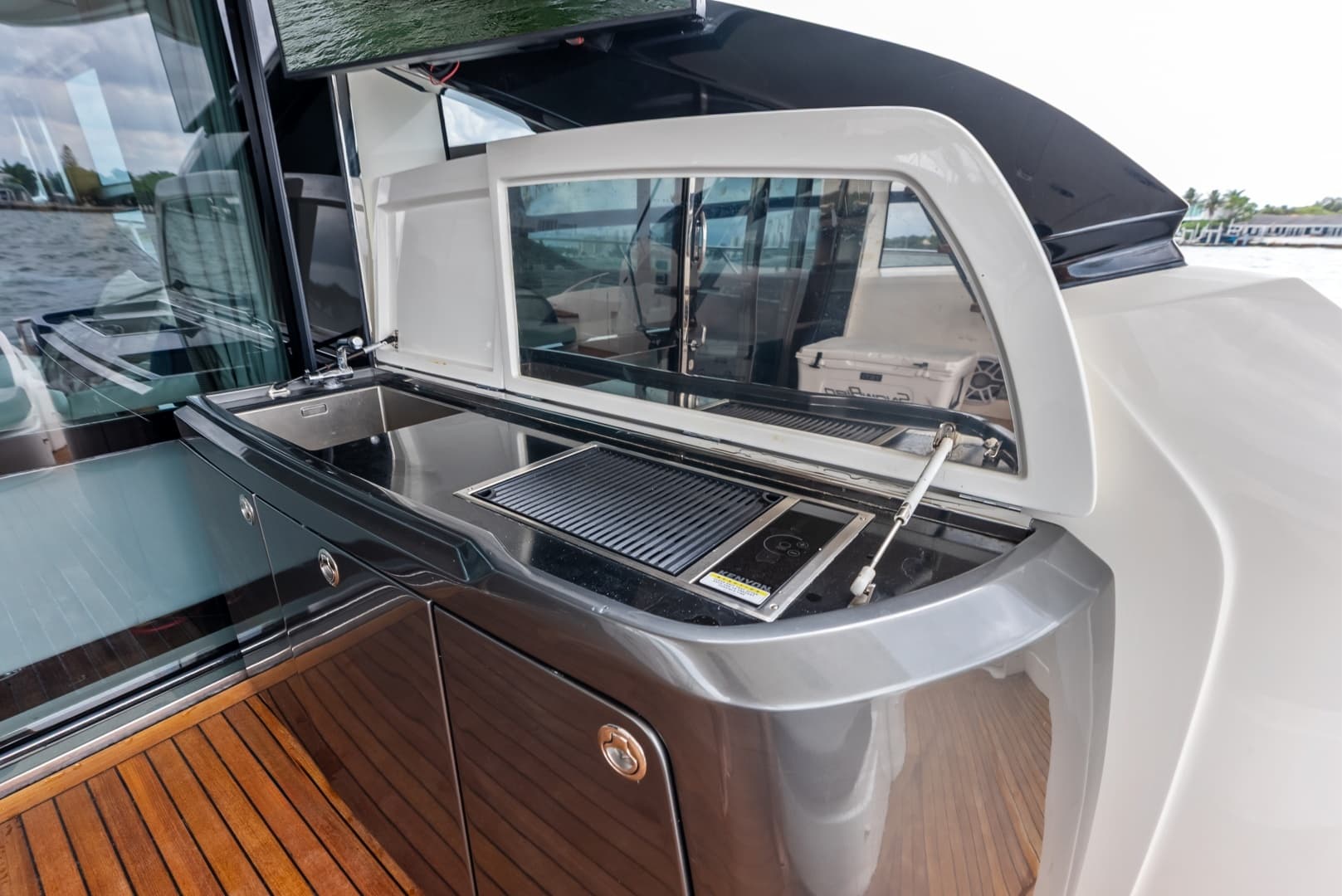 2014 Princess S72 - Image 42