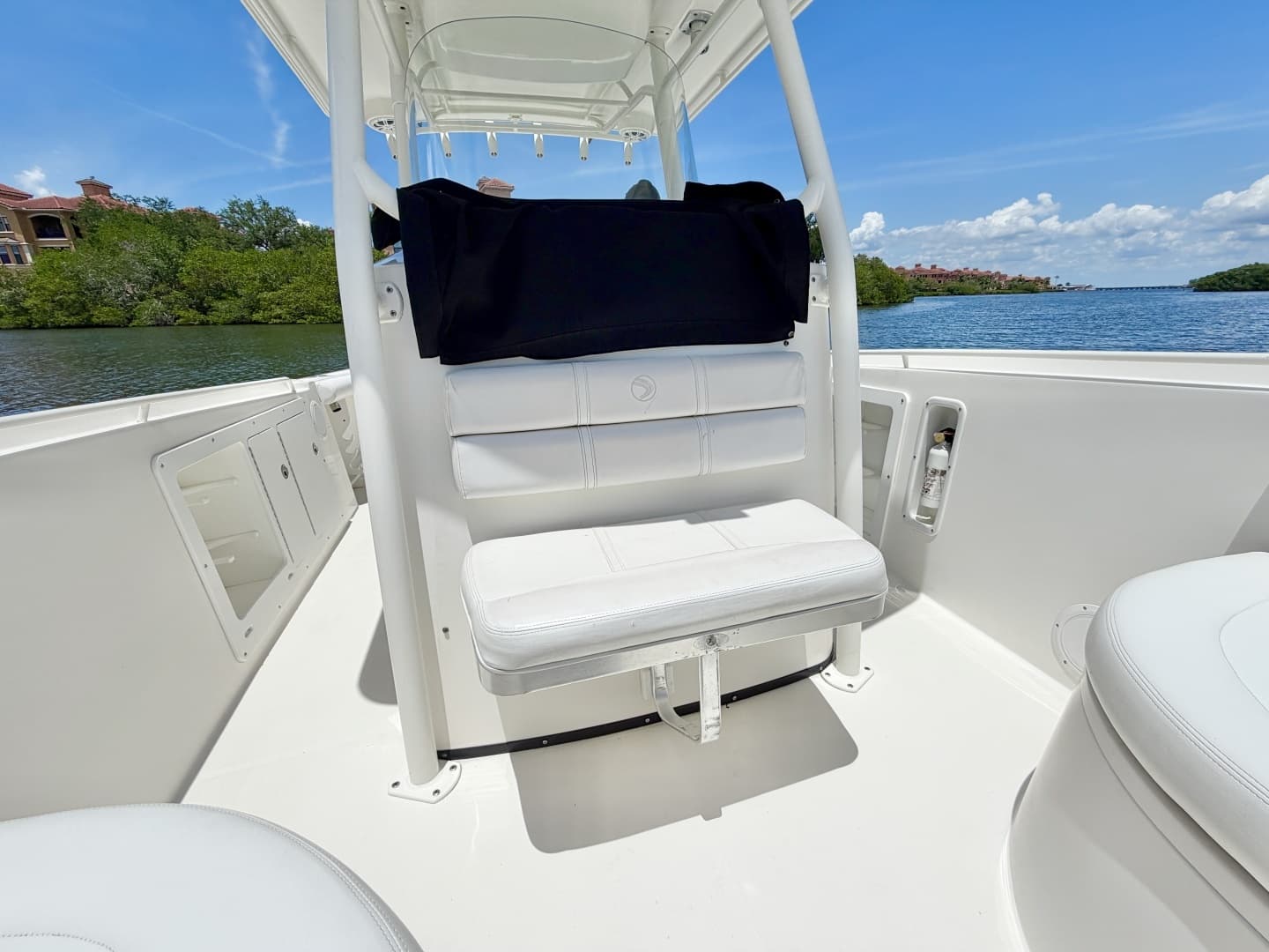 2007 Edgewater 268 CC - Image 21