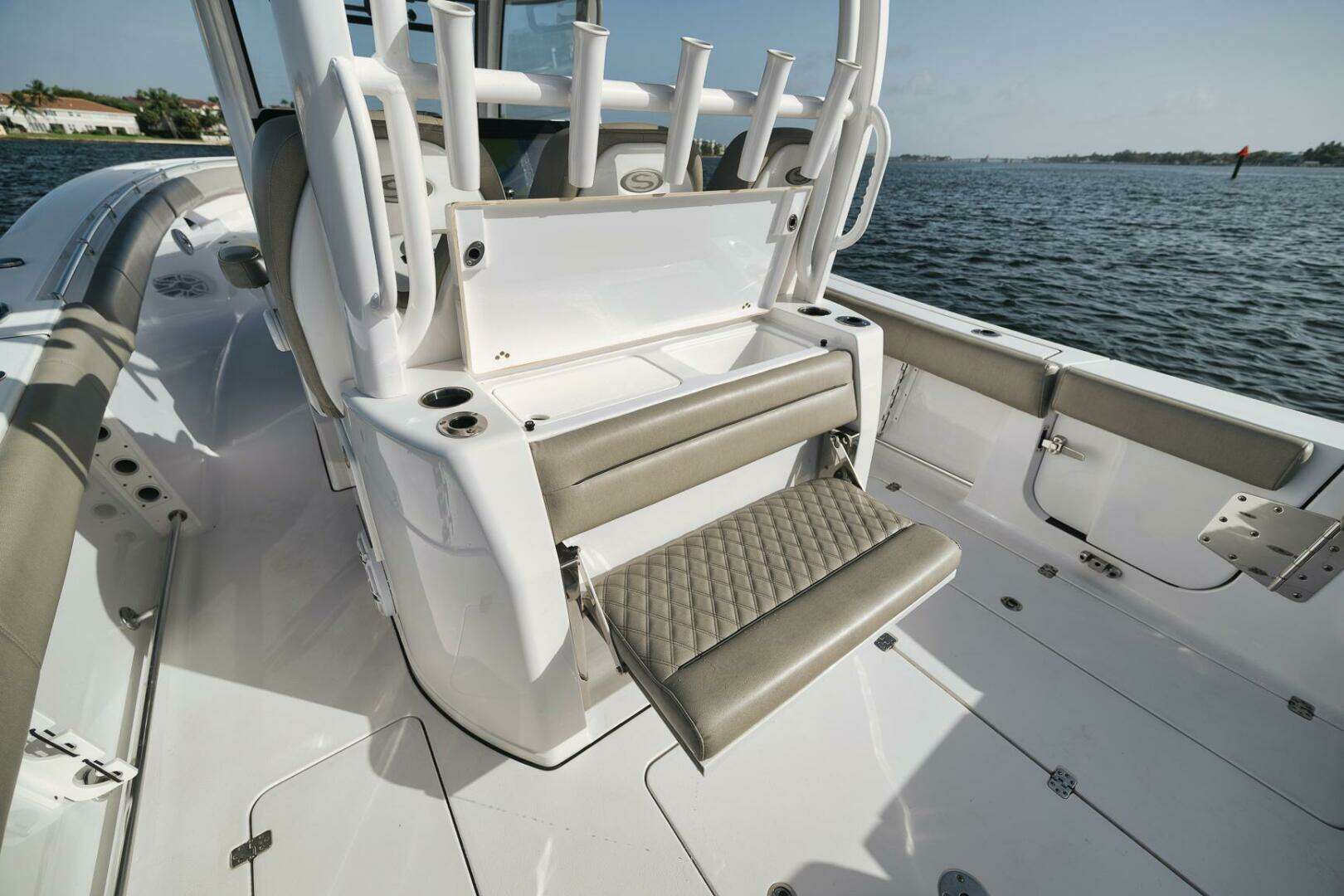 2022 Sportsman 352 - Image 40