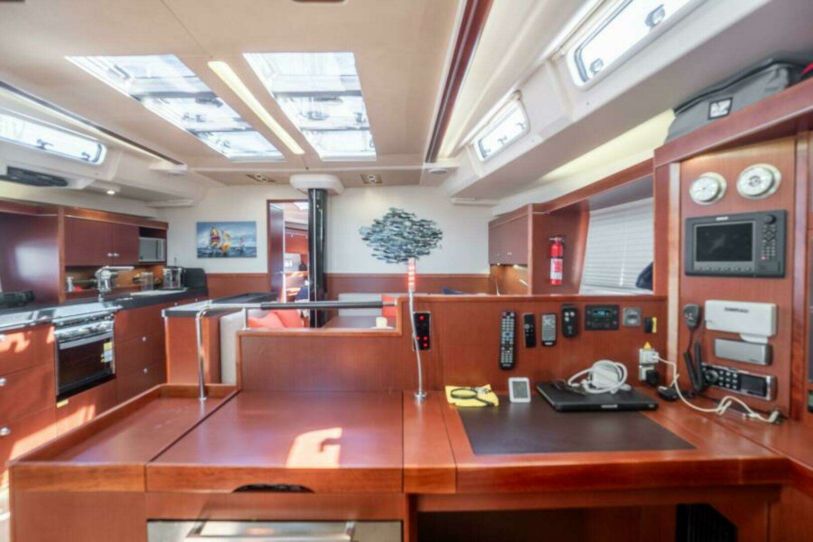 2013 Hanse 575 - Image 12