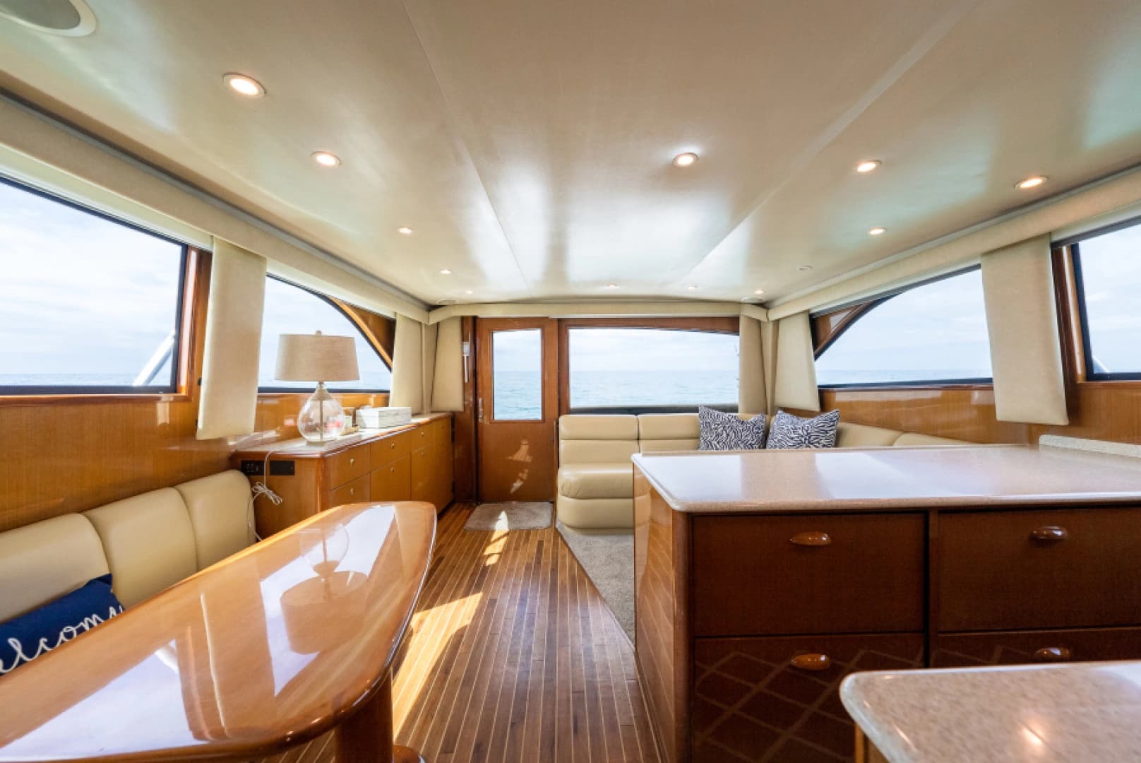 2003 Viking 45 Convertible - Image 26