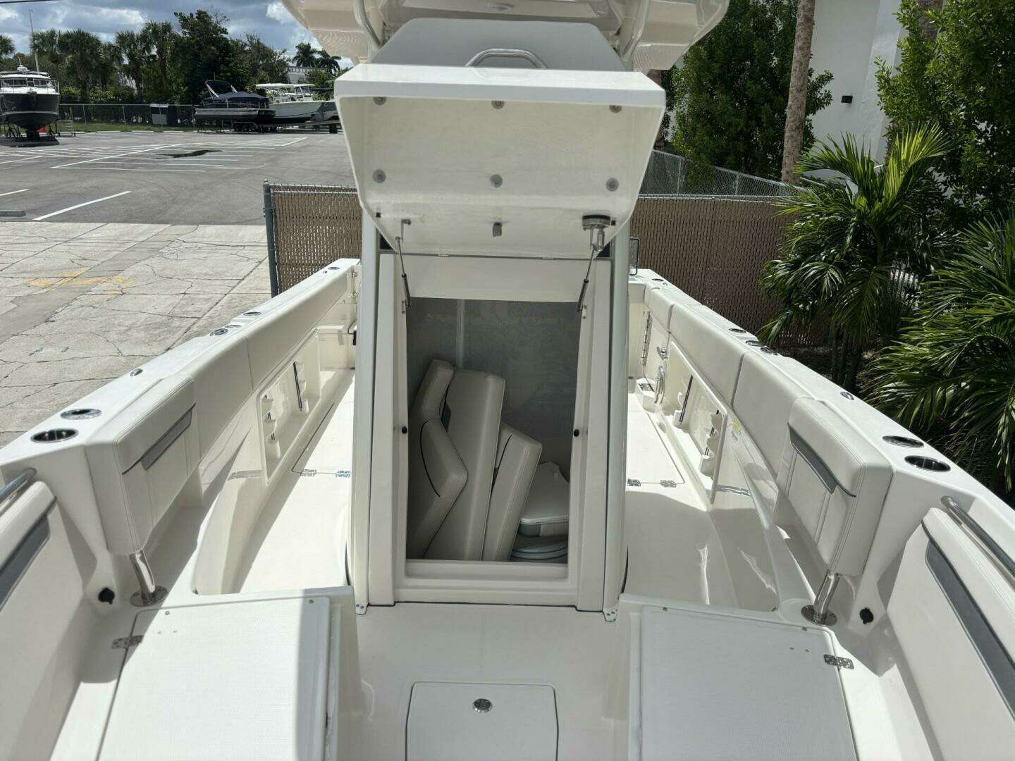 2026 Sailfish 252 CC - Image 13