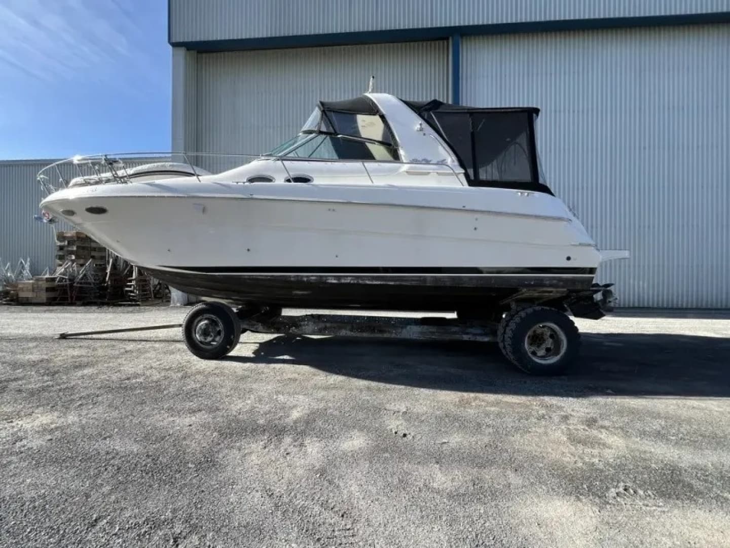 1999 Sea Ray SUNDANCER 310 - Image 2