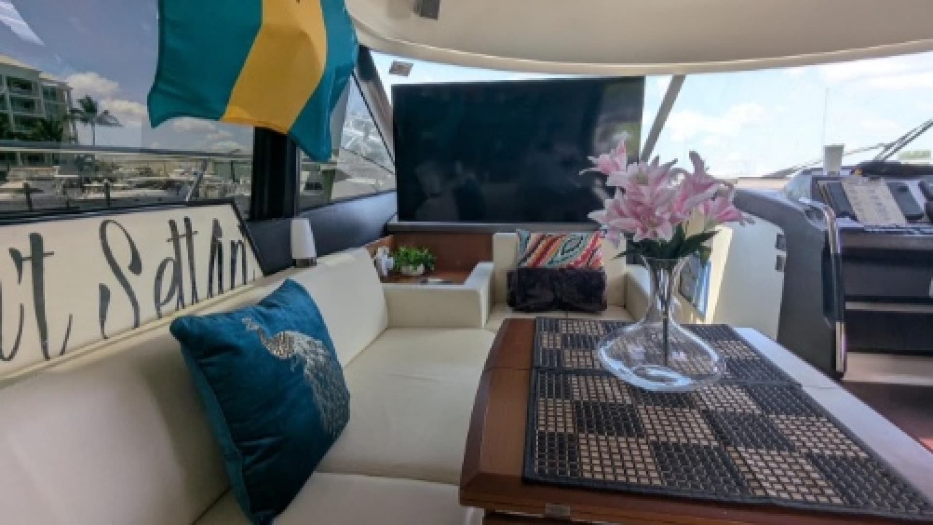 2013 Prestige 550 Fly - Image 6