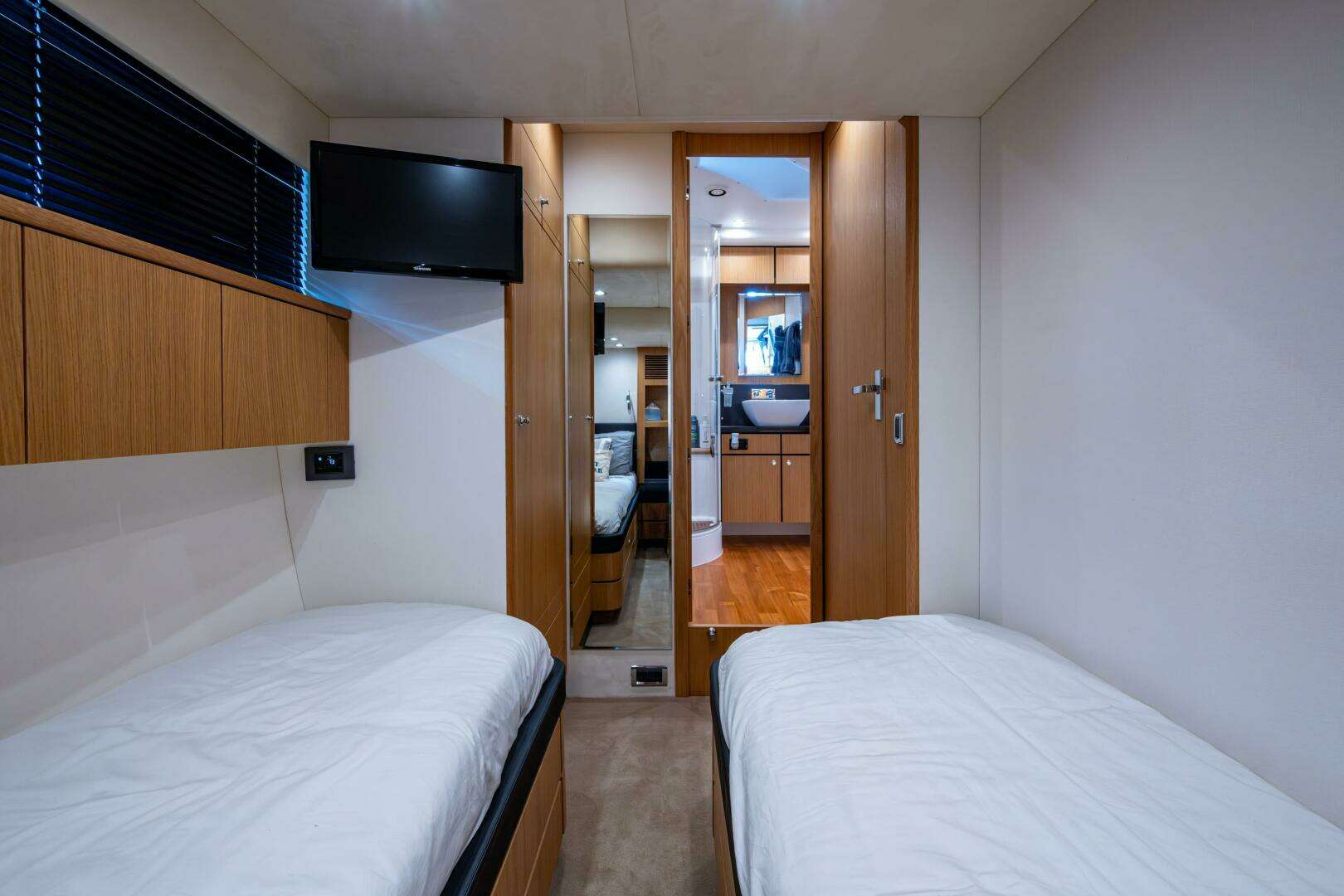 2015 Fairline 78 Squadron - Image 75