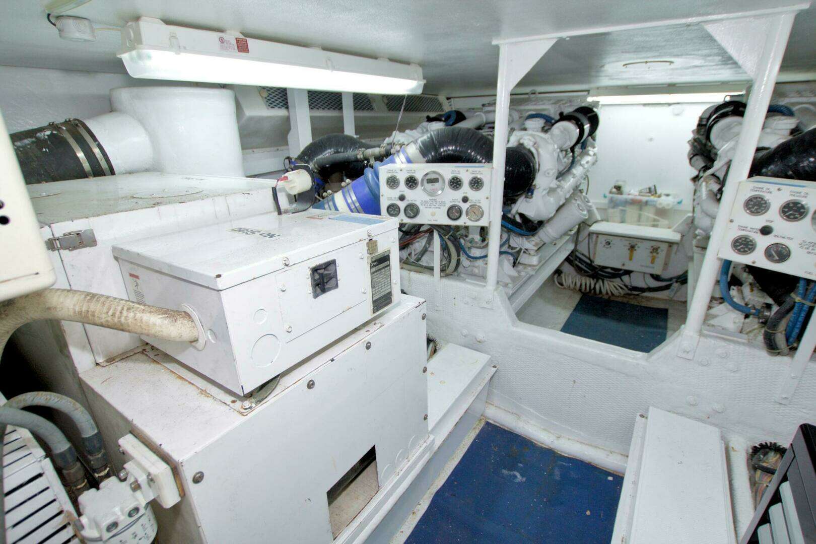 1990 Viking 53 Convertible - Image 84