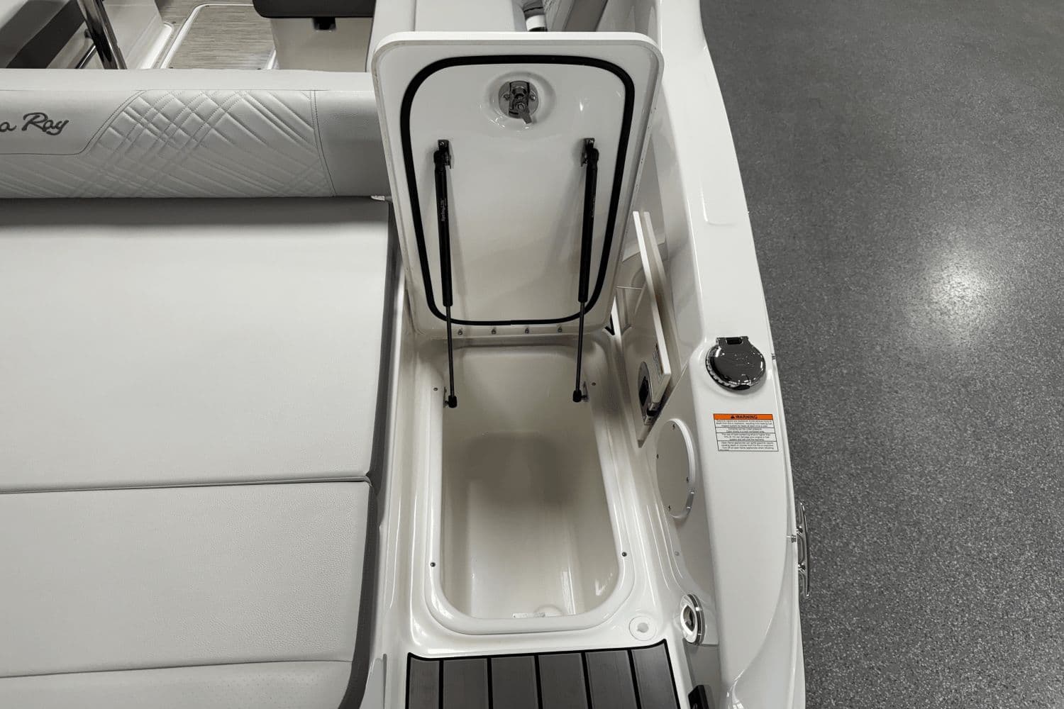 2025 Sea Ray SDX 250 - 29