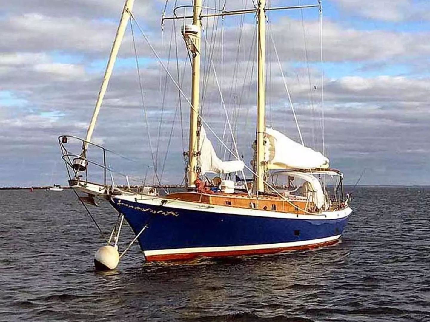 1986 Cherubini 48 Staysail Schooner - Image 15