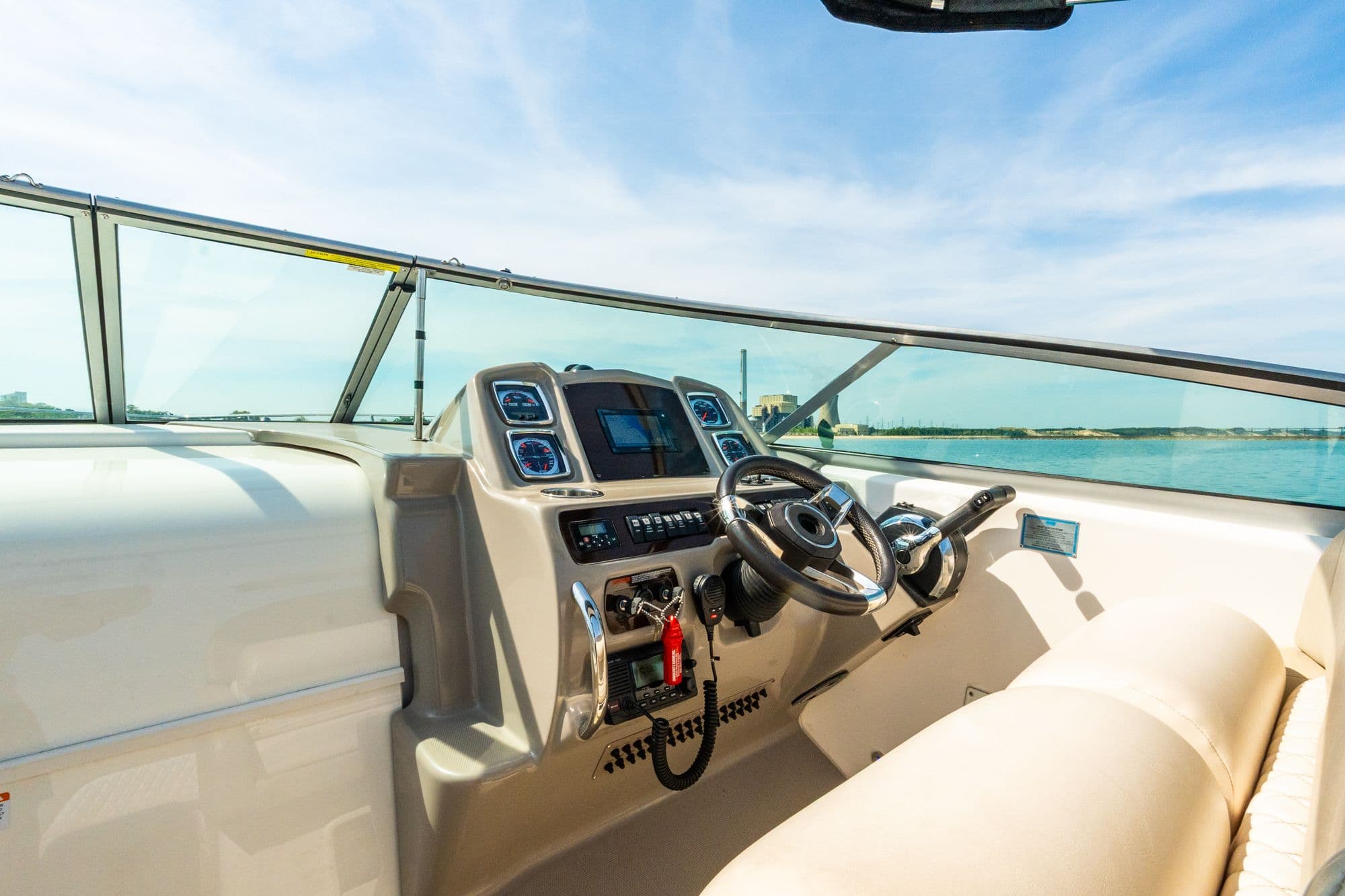 Cockpit of 2016 Chaparral 290 Signature on the water.