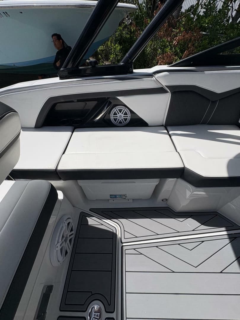 2023 Monterey 255 Super Sport - Image 22