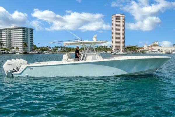 2019 SeaVee 390Z - Image 1