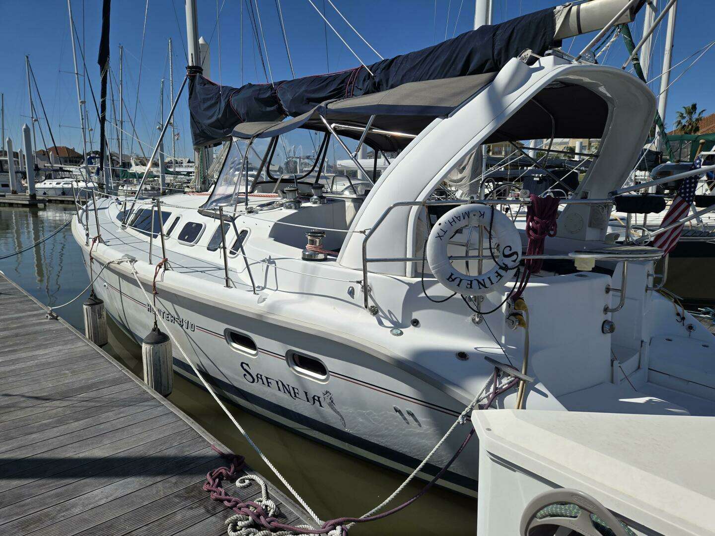 1998 Hunter 410 - Image 11