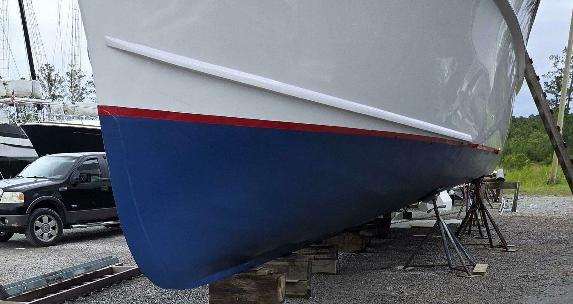 1966 Trumpy 55 - Image 4