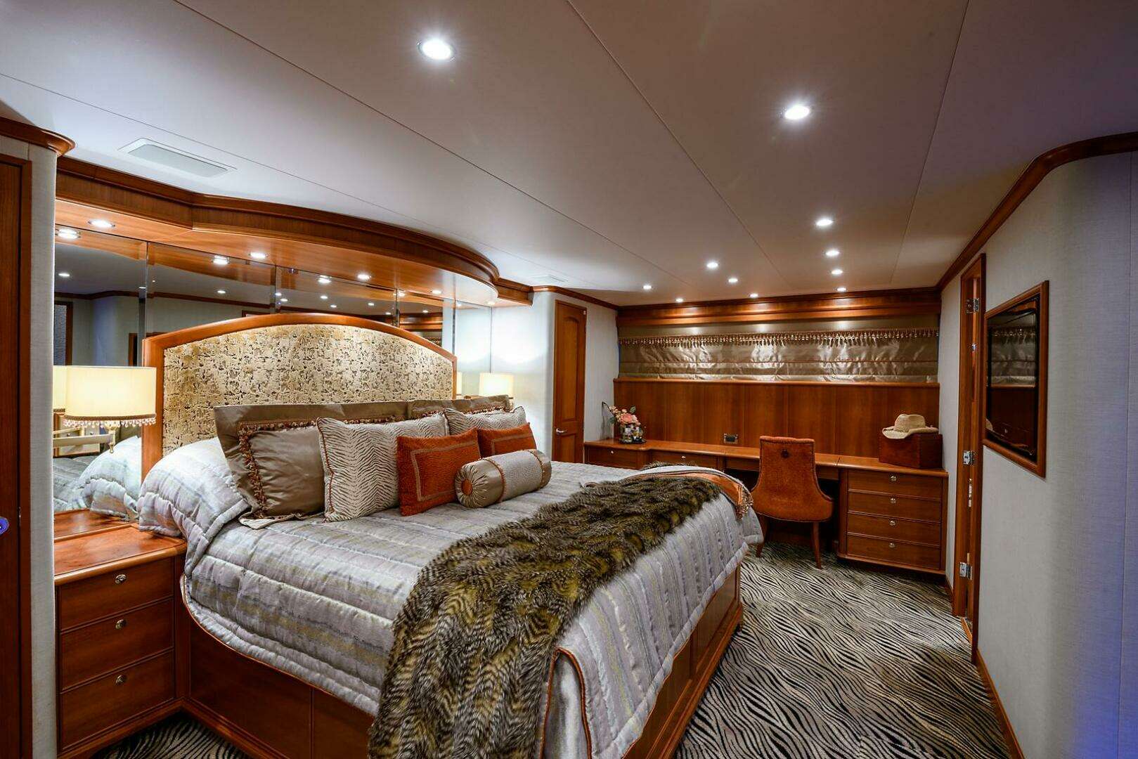 2009 Pacific Mariner — - Image 42