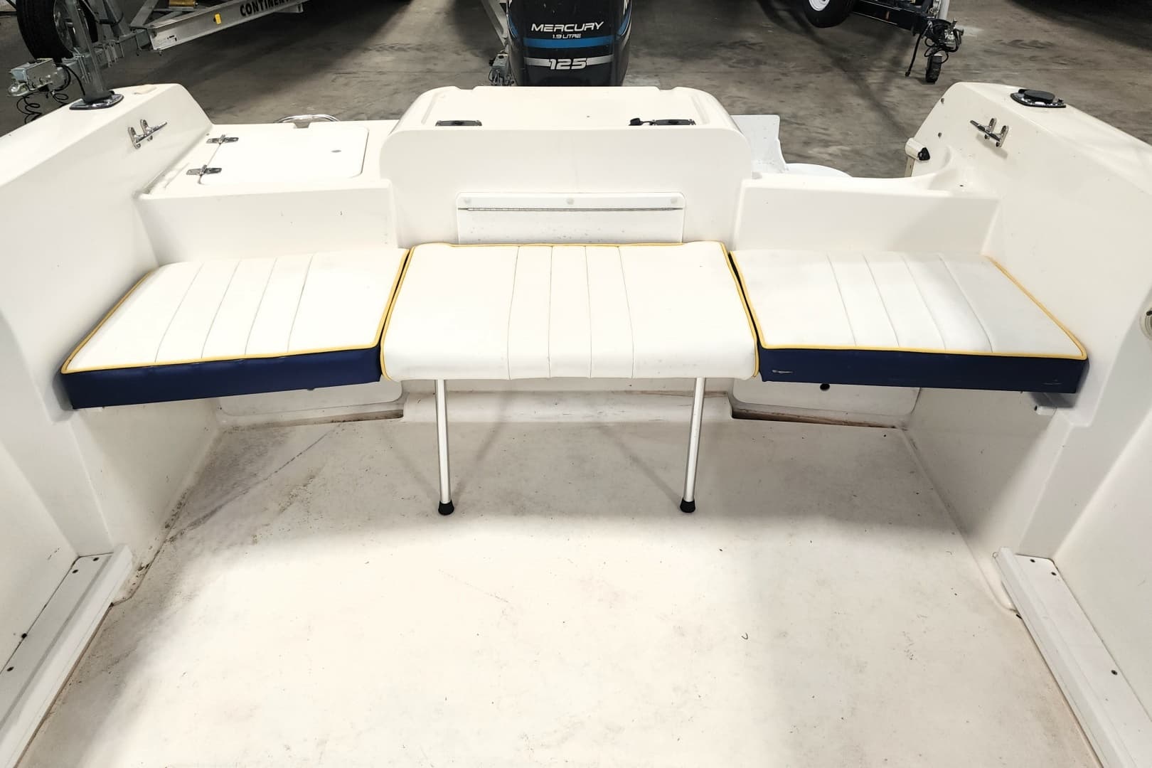 1999 Campion Explorer 552 - Image 10