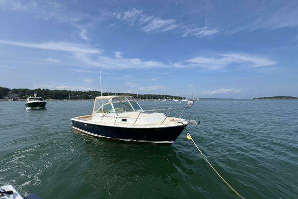 2003 Surf-Hunter 25 - Image 1