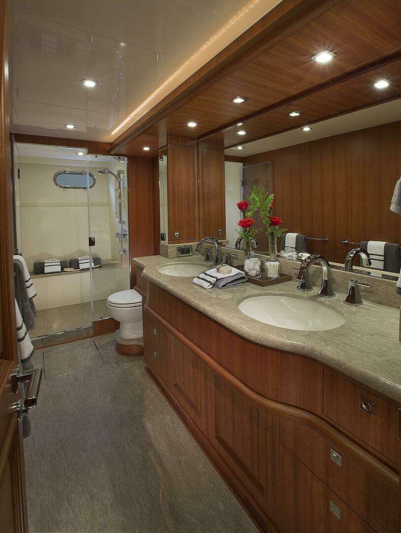2026 Hampton 680 Endurance - Image 11