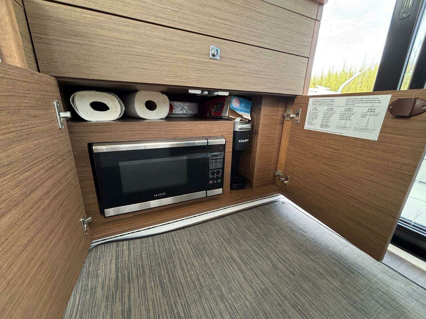 2020 Jeanneau NC895 - Image 13
