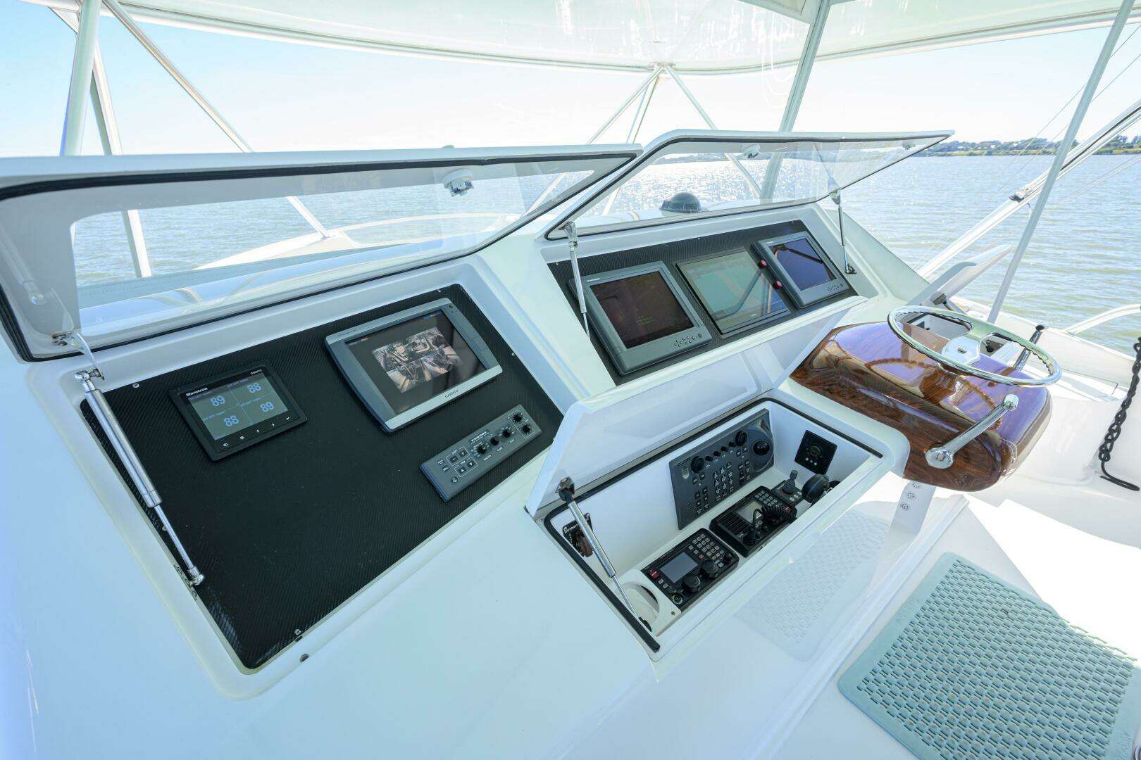 2007 Viking 64 Convertible - Image 38