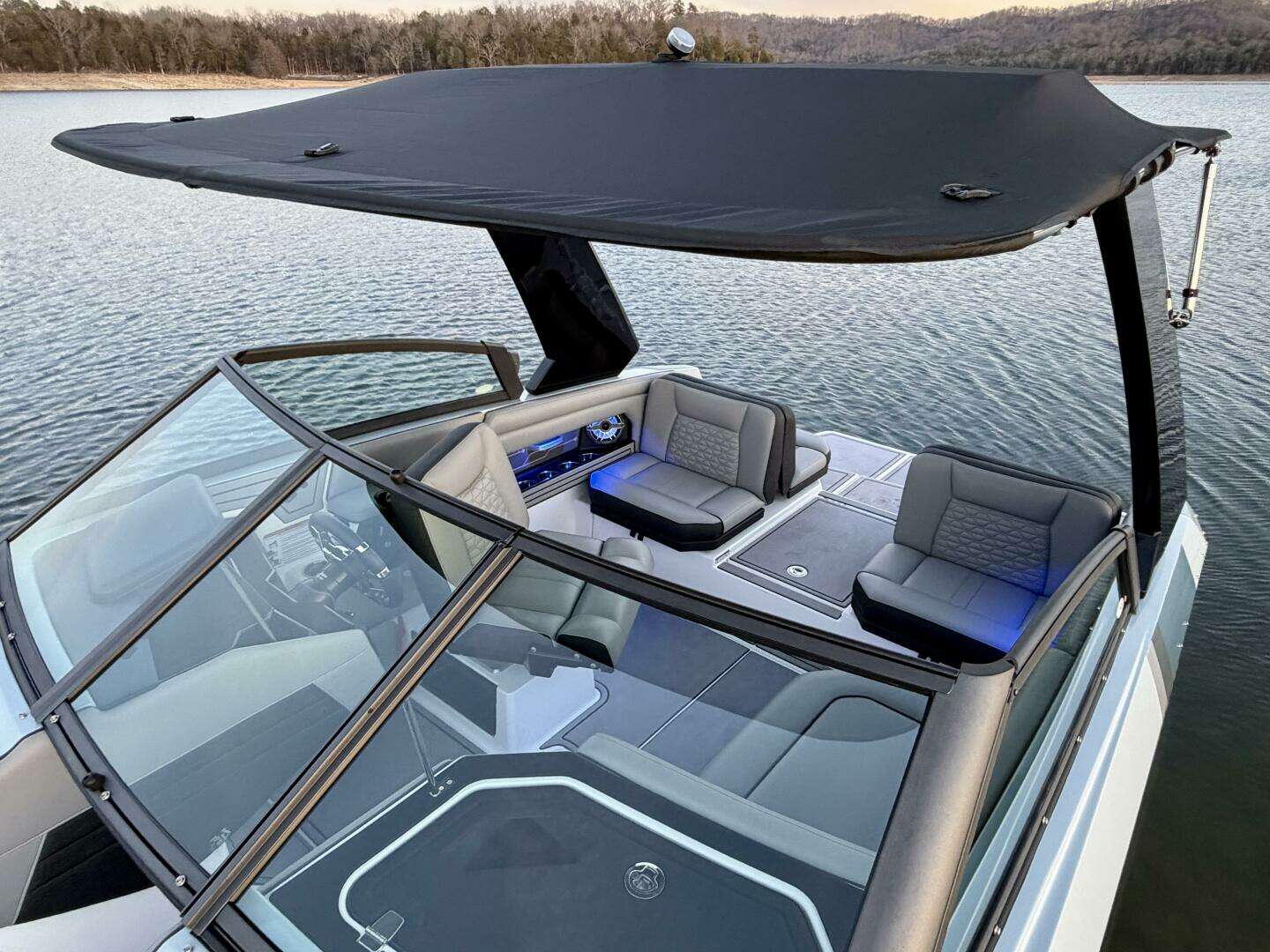 2023 Correct Craft Ingenity 23EL2 Electric Boat - Image 97