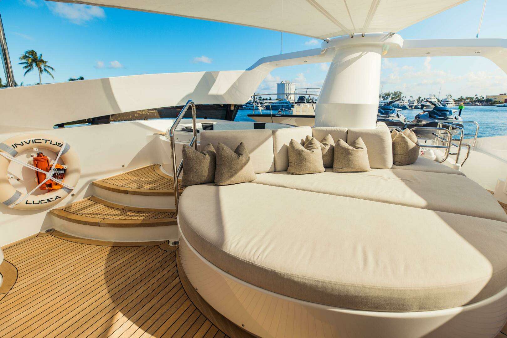 2006 Palmer Johnson Motor Yacht - Image 10