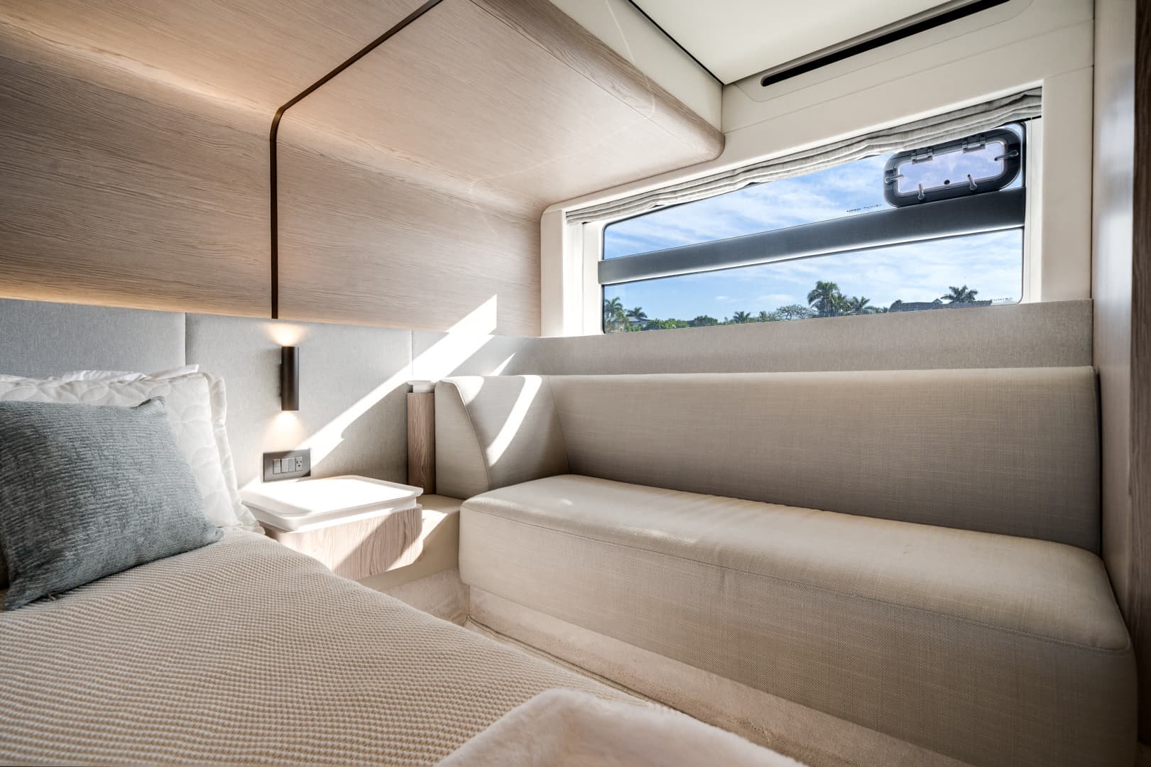 2024 Azimut 53 FLY - Image 36