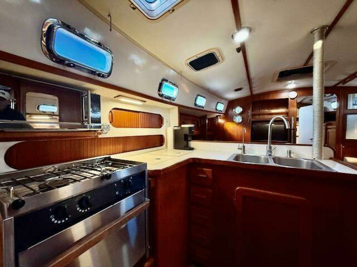 1999 Caliber 40 LRC - Image 33