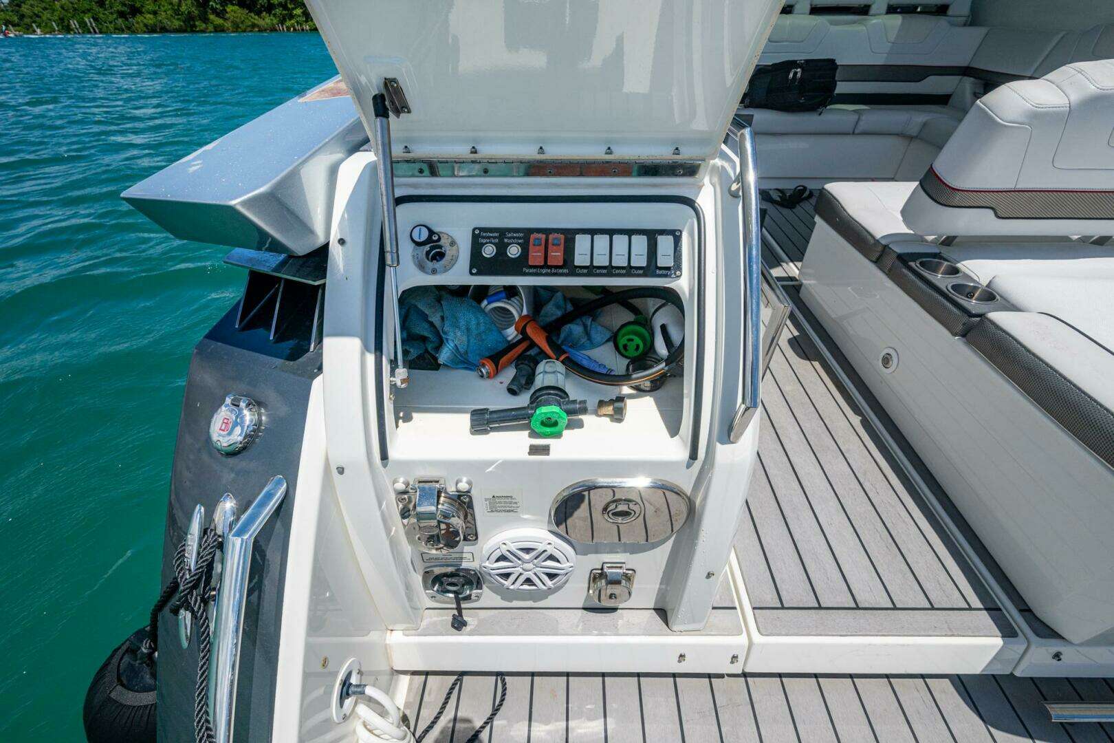 2019 Formula 430 SSC - Image 22
