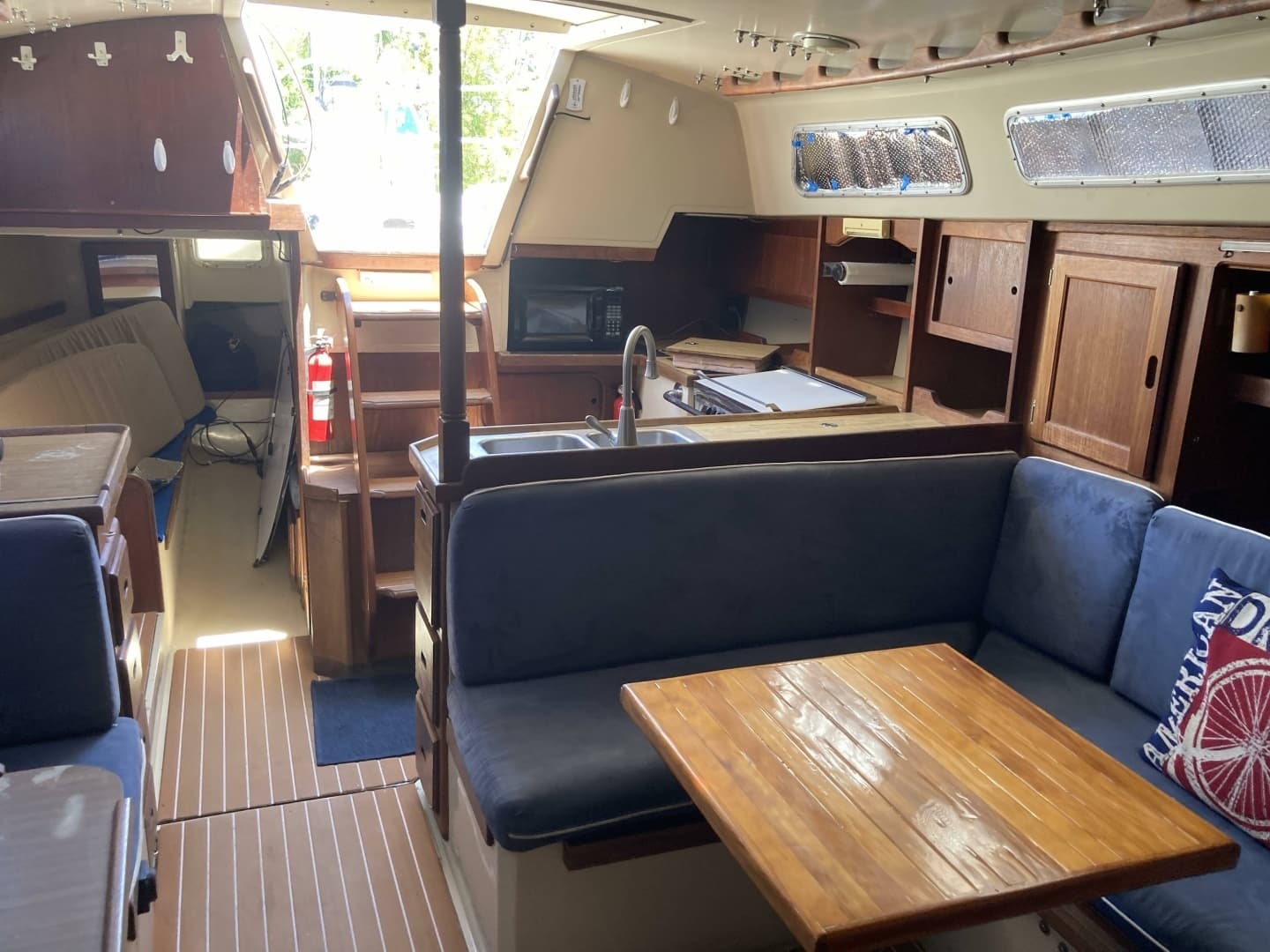 1984 Catalina 36 - Image 20