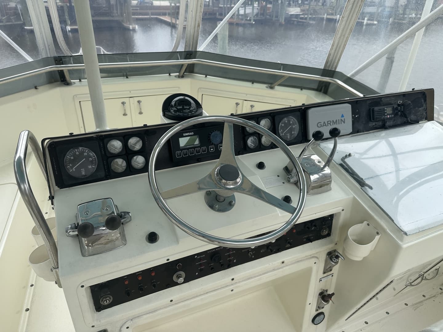 1990 Hatteras — - Image 6