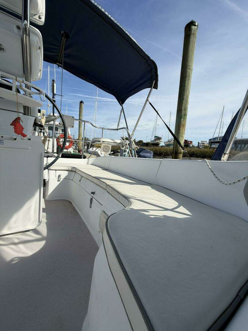 2010 Catalina 309 - Image 20