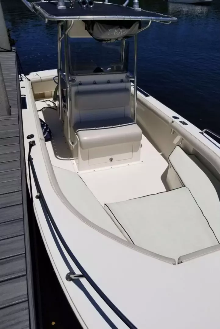 2006 Albemarle 242 Center Console - Image 6