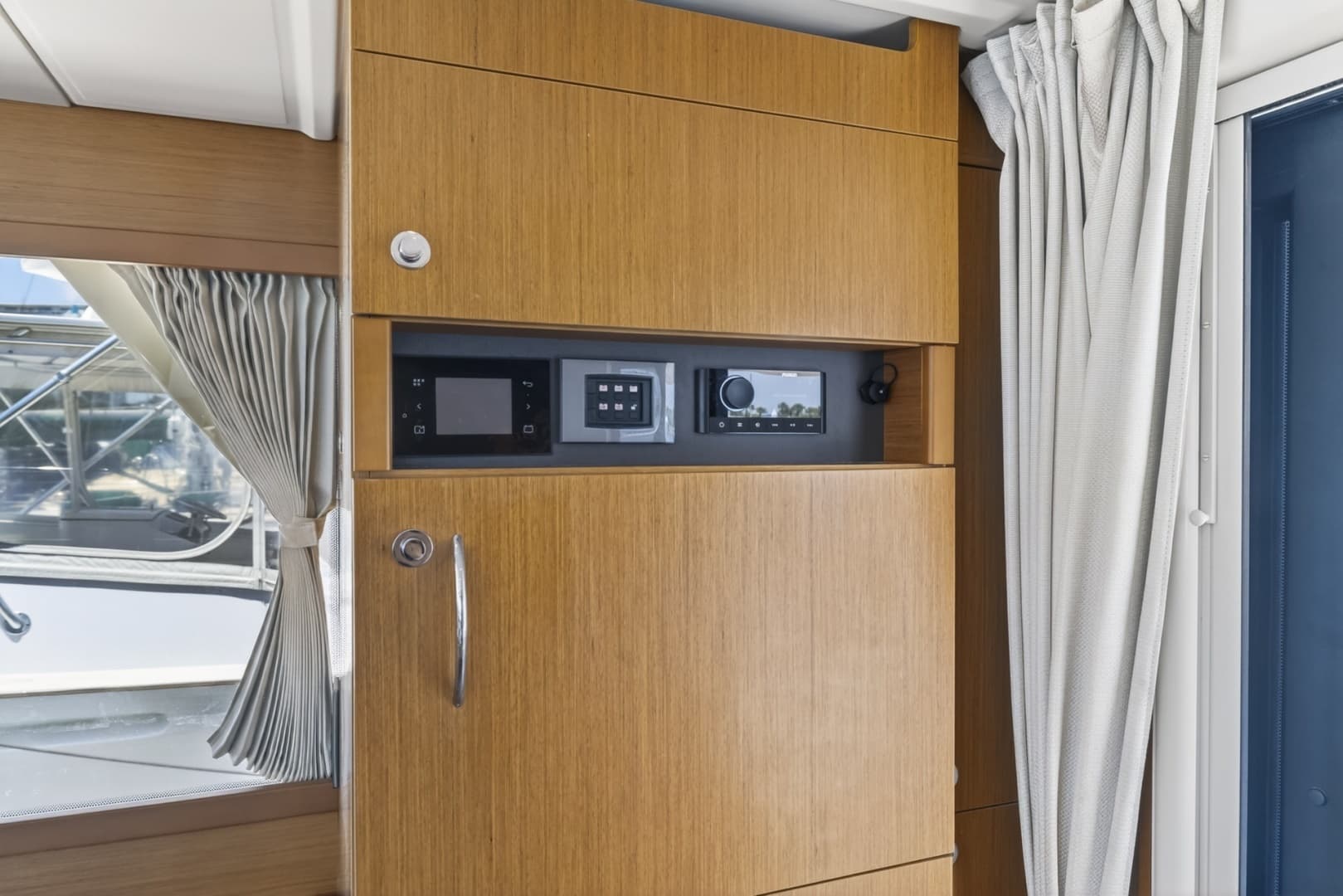 2022 Beneteau Swift Trawler 41 Fly - Image 72
