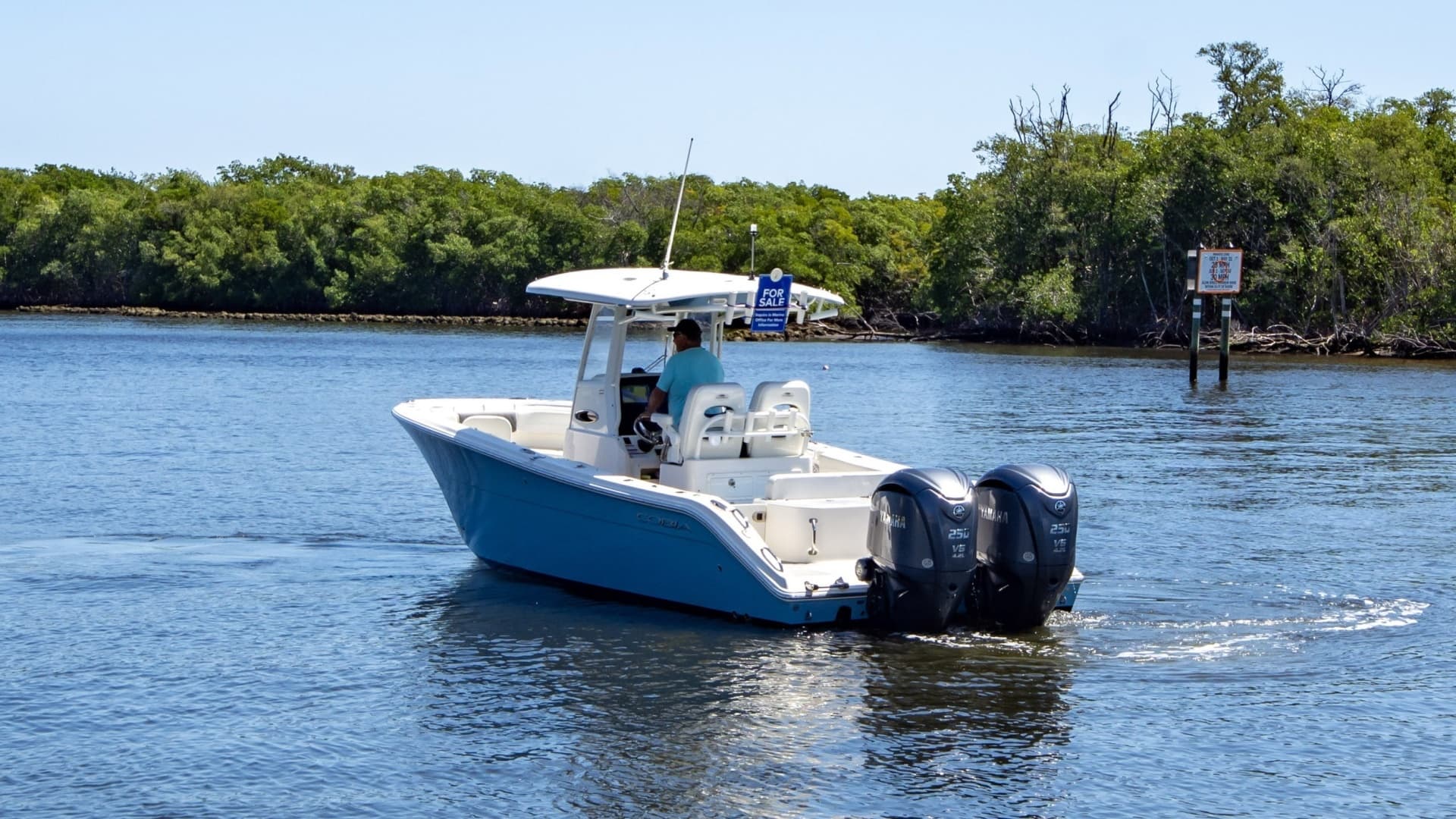 2023 Cobia 280 Center Console - Image 14