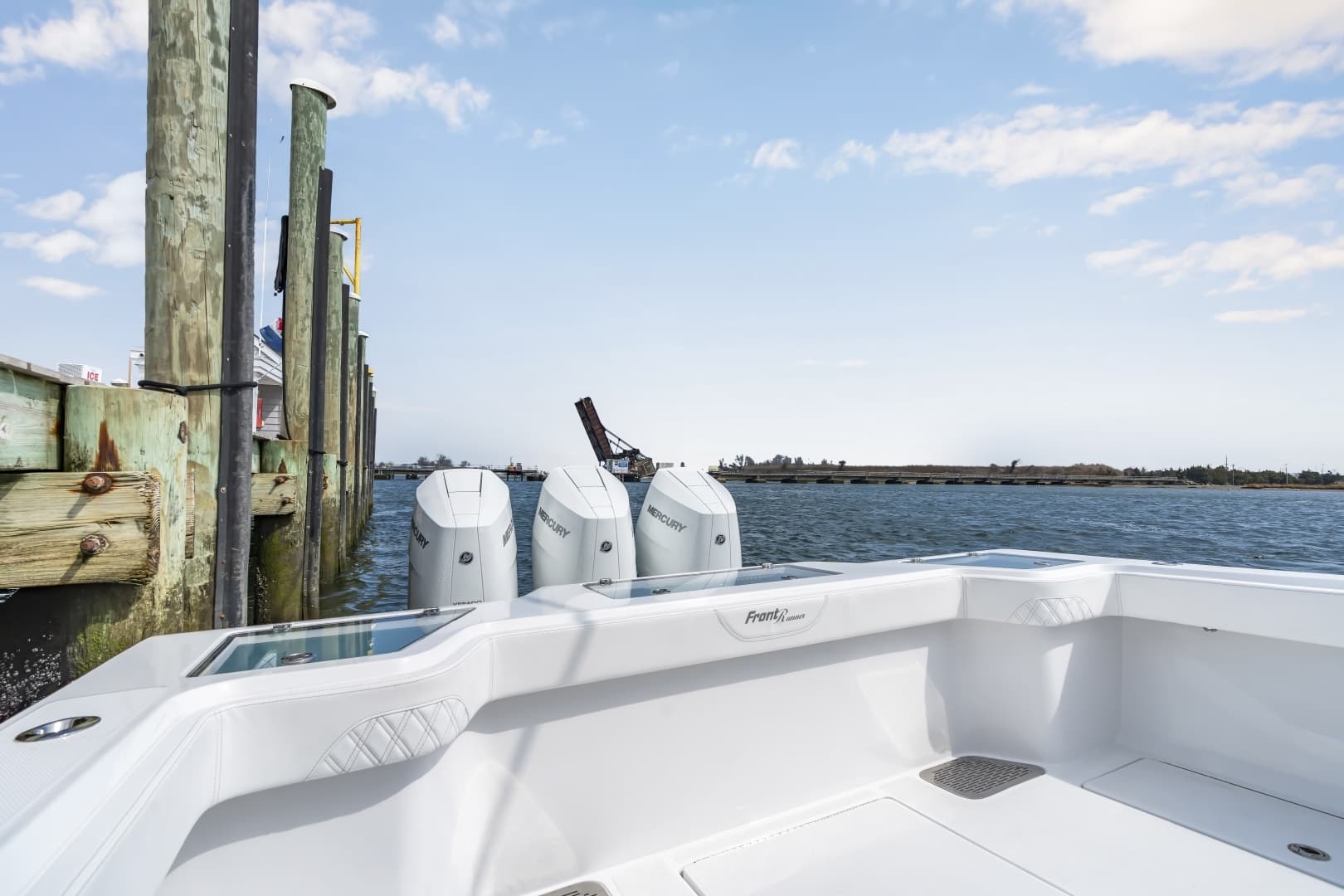 2026 Front Runner 39 Center Console - Image 20