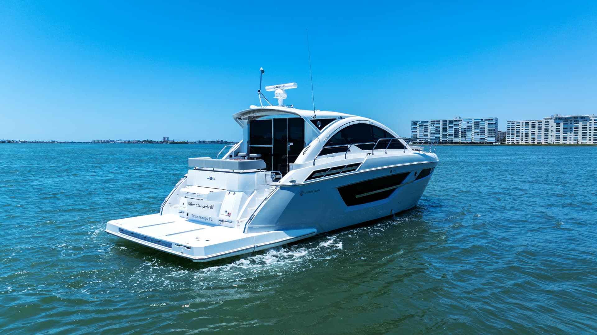 2025 Cruisers Yachts 50 Cantius - Image 9