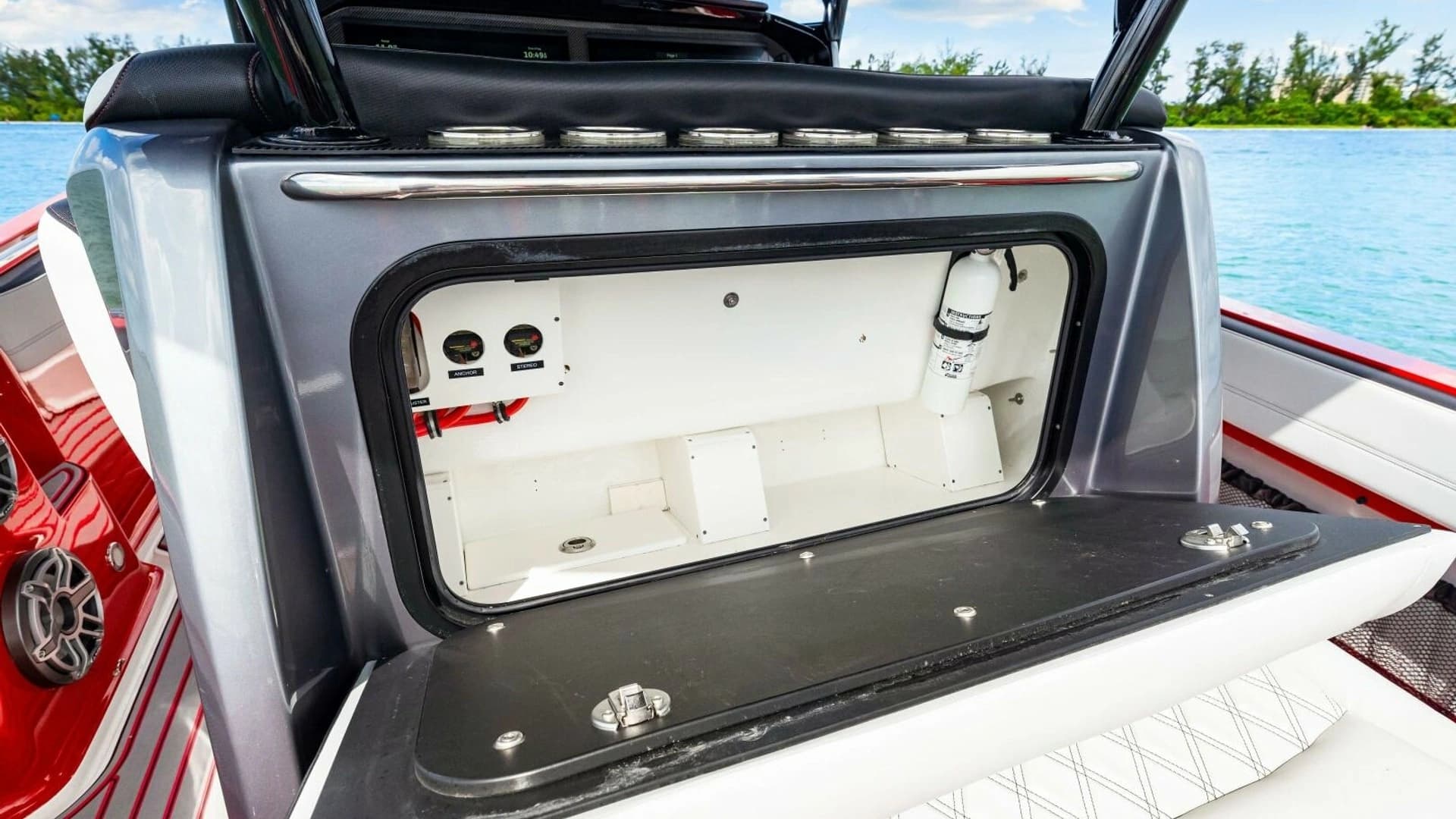 2022 Nor-Tech 390 SS - Image 30