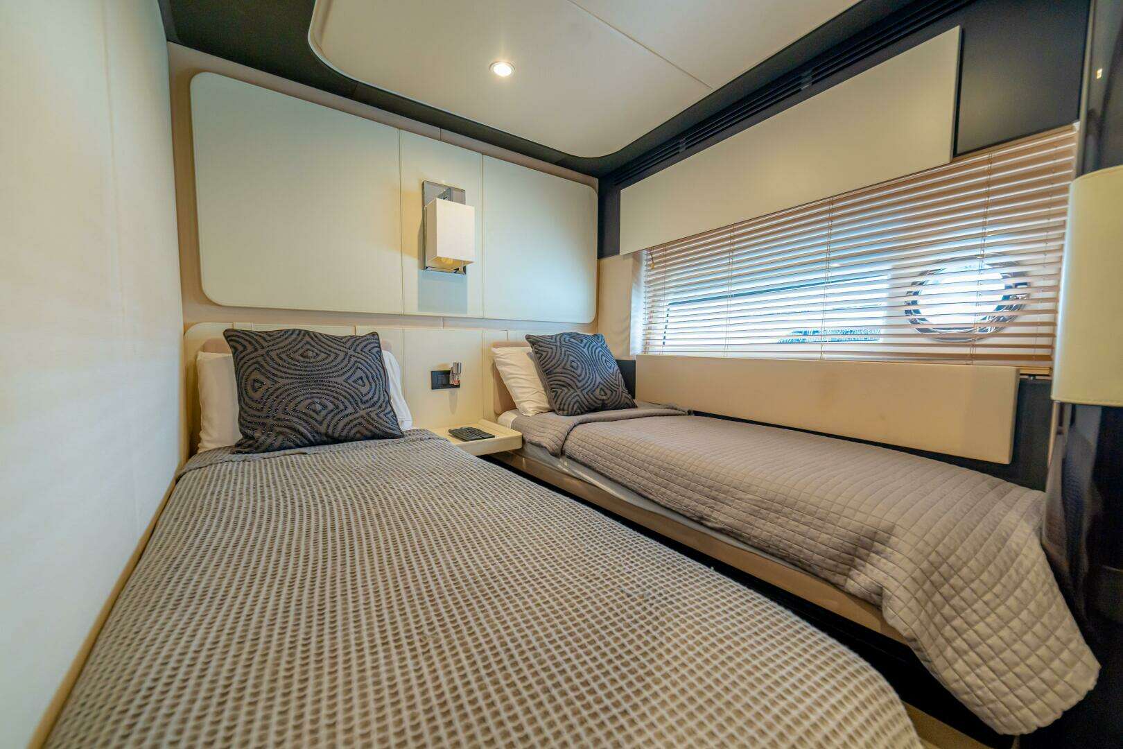 2017 Azimut 77S - Image 78