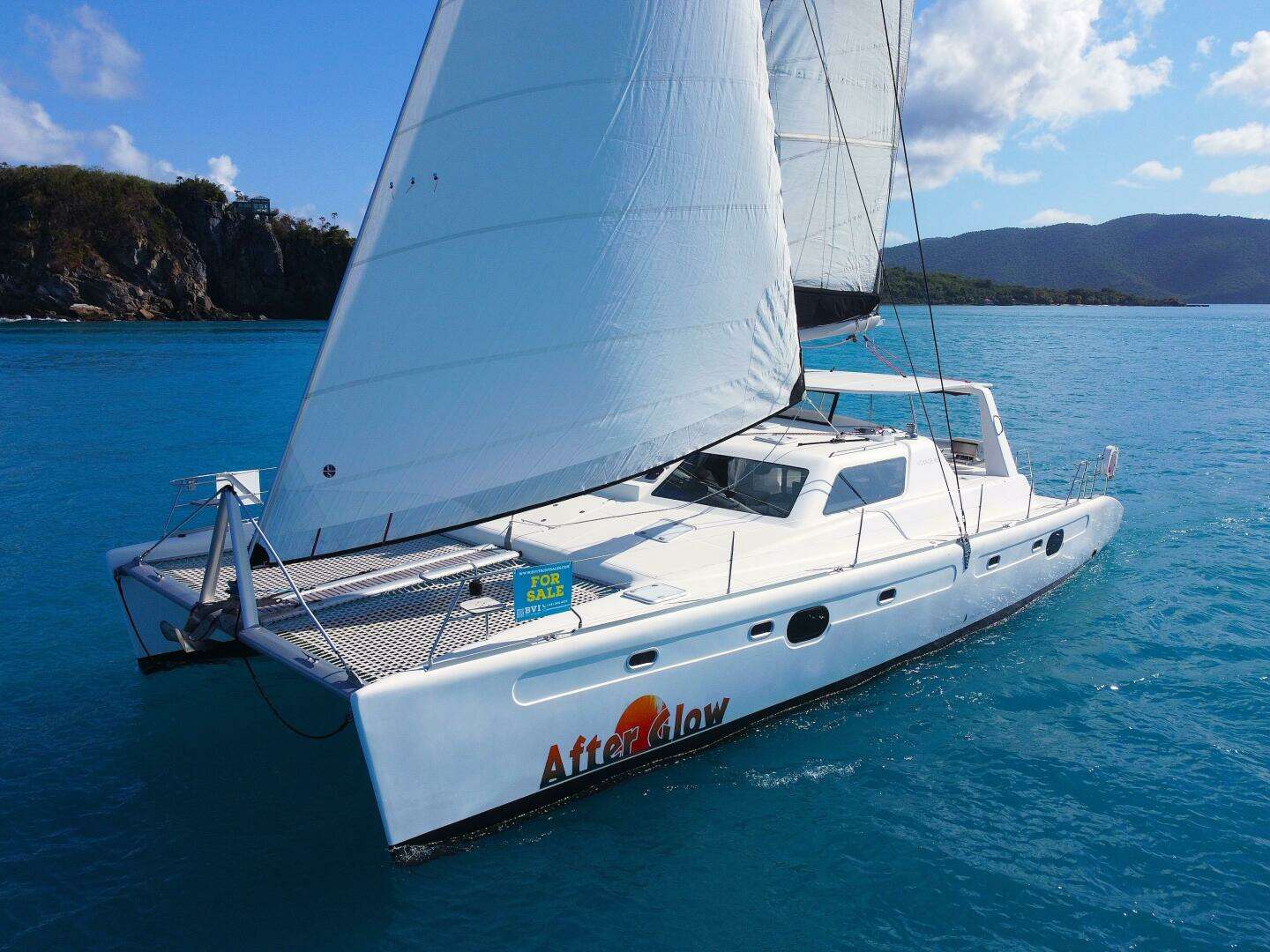 2017 Voyage 480 - Image 2