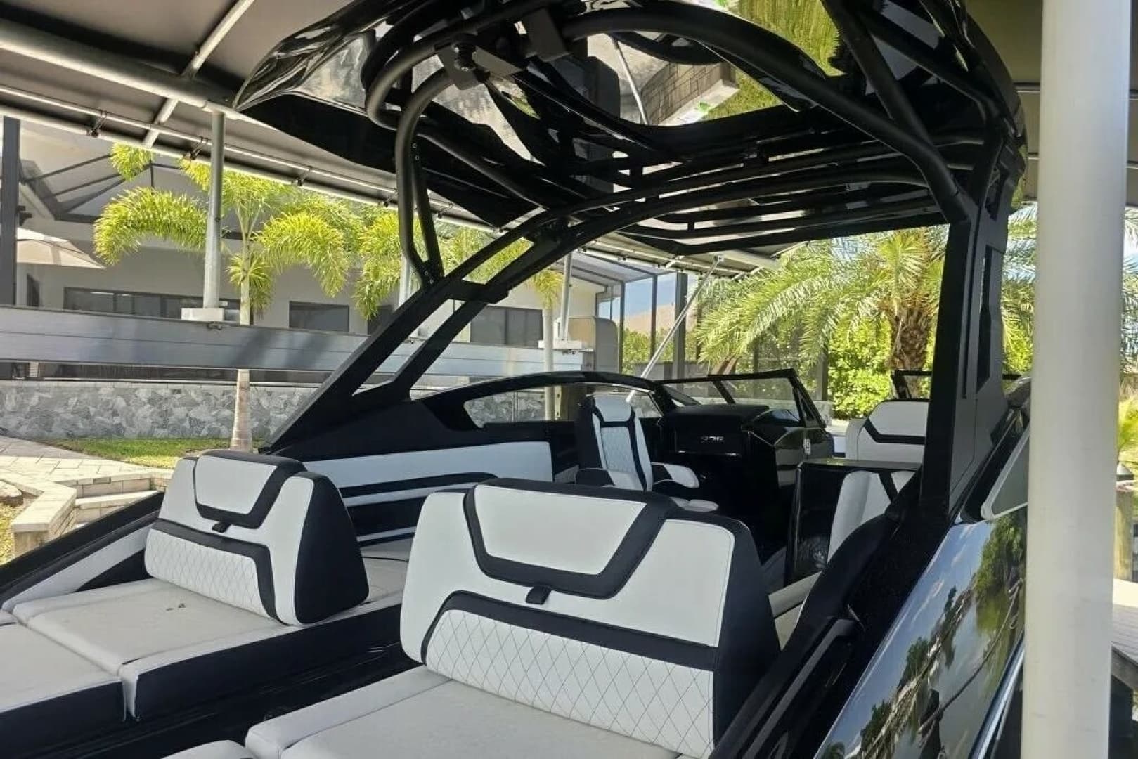 2025 Yamaha Boats 275SD - Image 20
