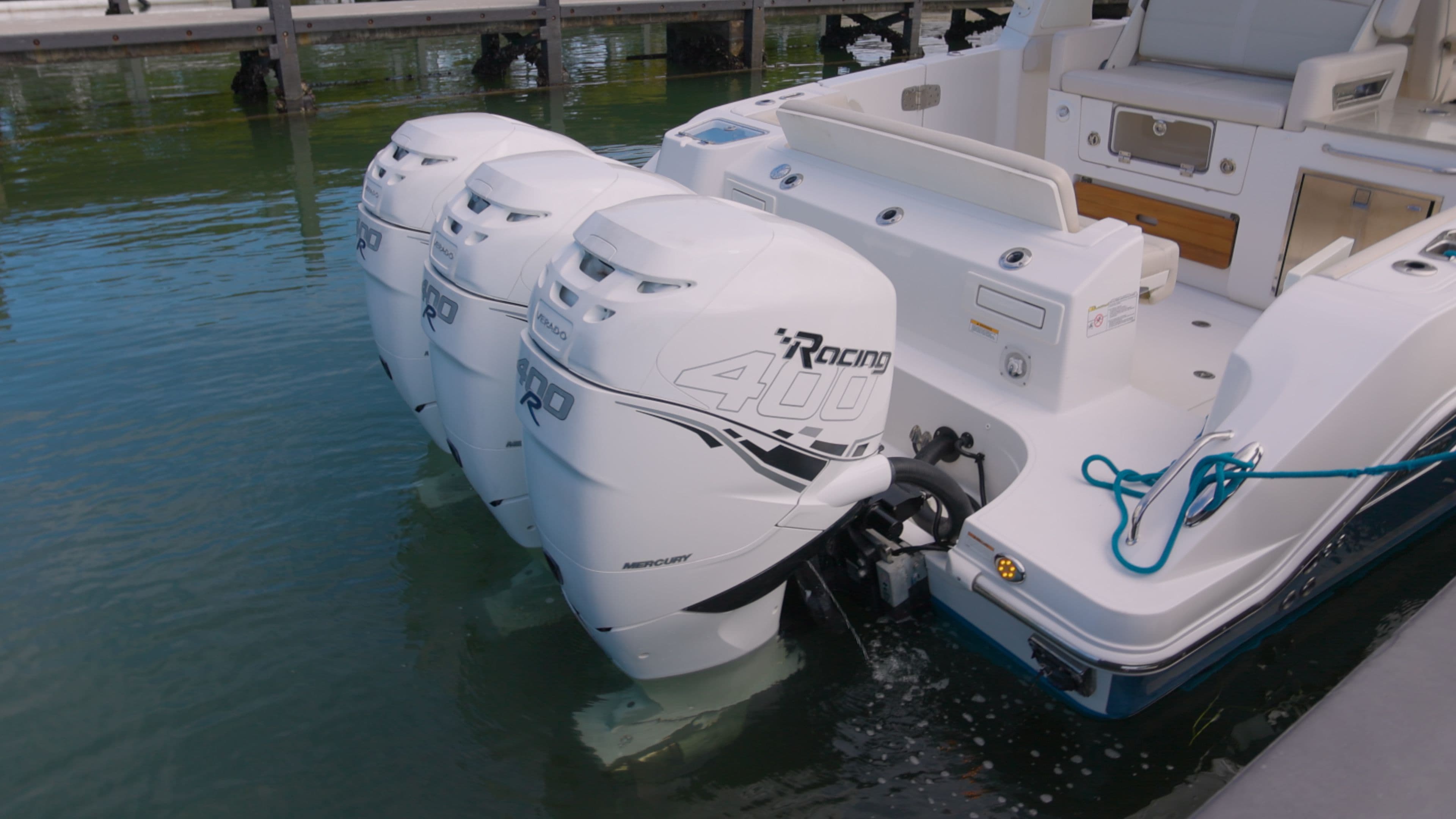 2019 Boston Whaler 350 Realm - 18