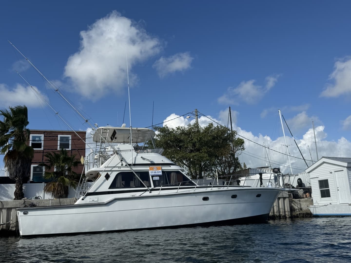 1989 Ricker 48 Convertible - Image 39