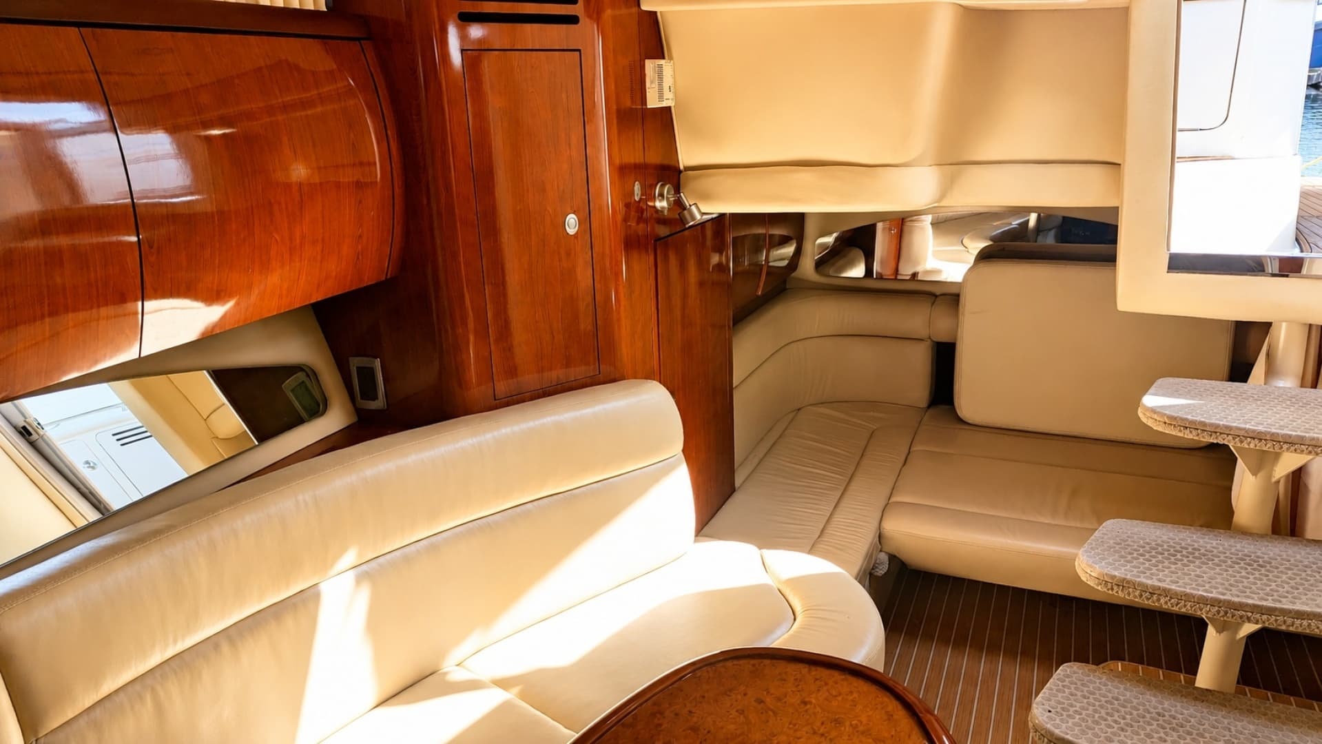 2004 Sea Ray 360 Sundancer - Image 11