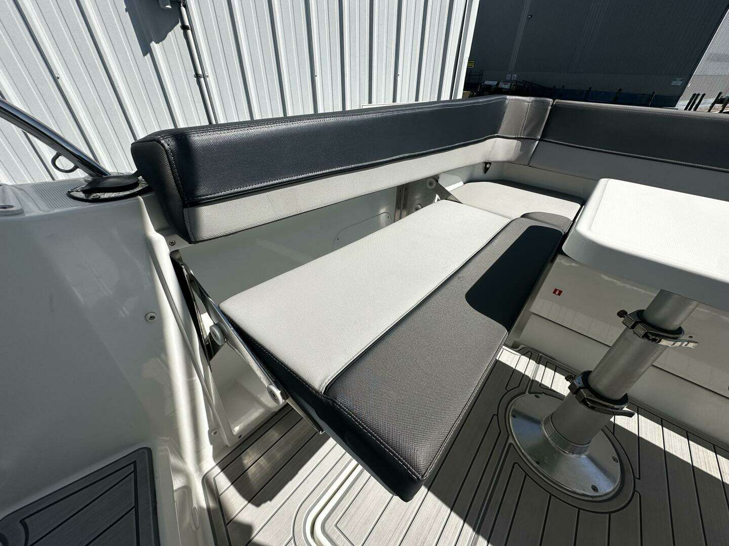 2024 Jeanneau 9.0 Leader - Image 47