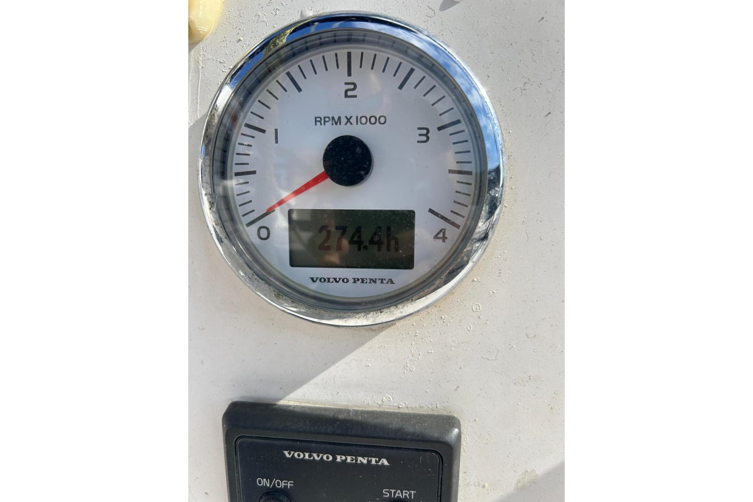 Volvo Penta tachometer showing 2744 hours on JPK 11.80, 2019 model.